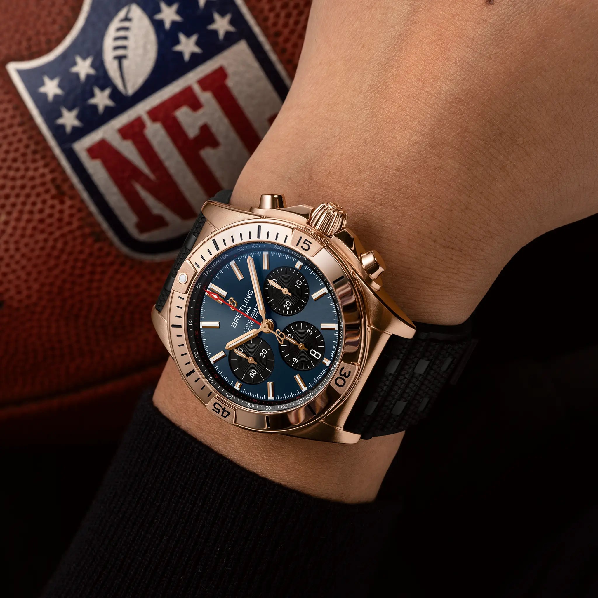 Breitling Chronomat B01 42 Super Bowl LVIII RB01343A1C1S1 - Image 4