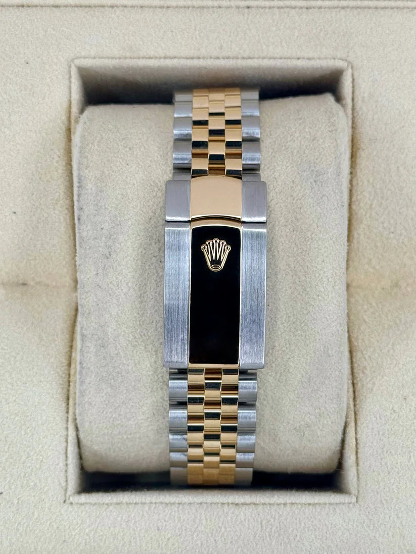 Rolex Datejust 41mm Swiss Replica Watch | Two Tone Jubilee Bracele Champagne Fluted Dial Ref 126333 - Image 7