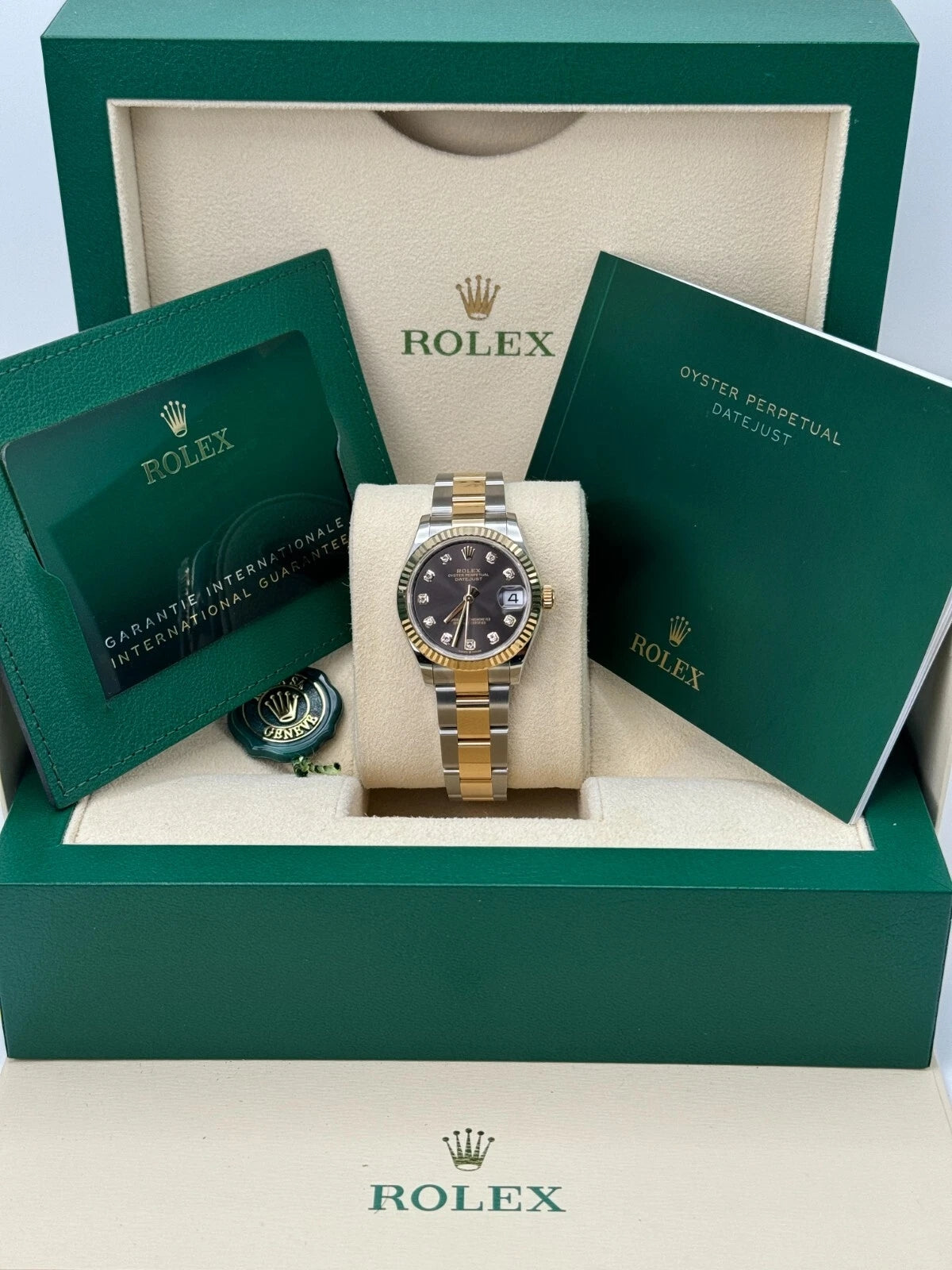 Rolex Datejust m278273-0021/0022 31mm Dark Grey Dial Stainless Steel and Yellow Gold Oyster Watch - Image 6