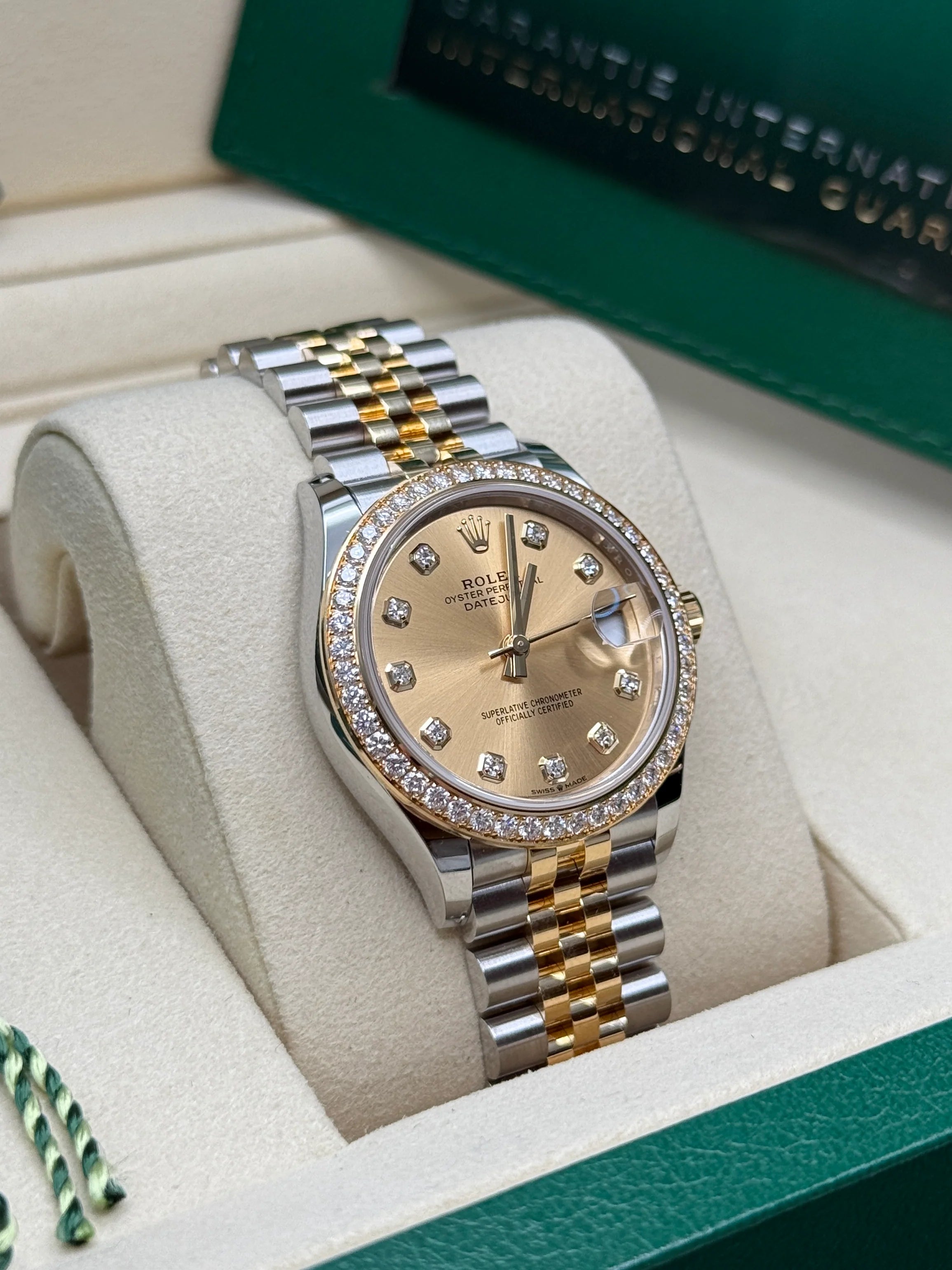 Rolex Datejust m278383-0025/0026 31mm Champagne Dial Oyster Bracelet - Image 4