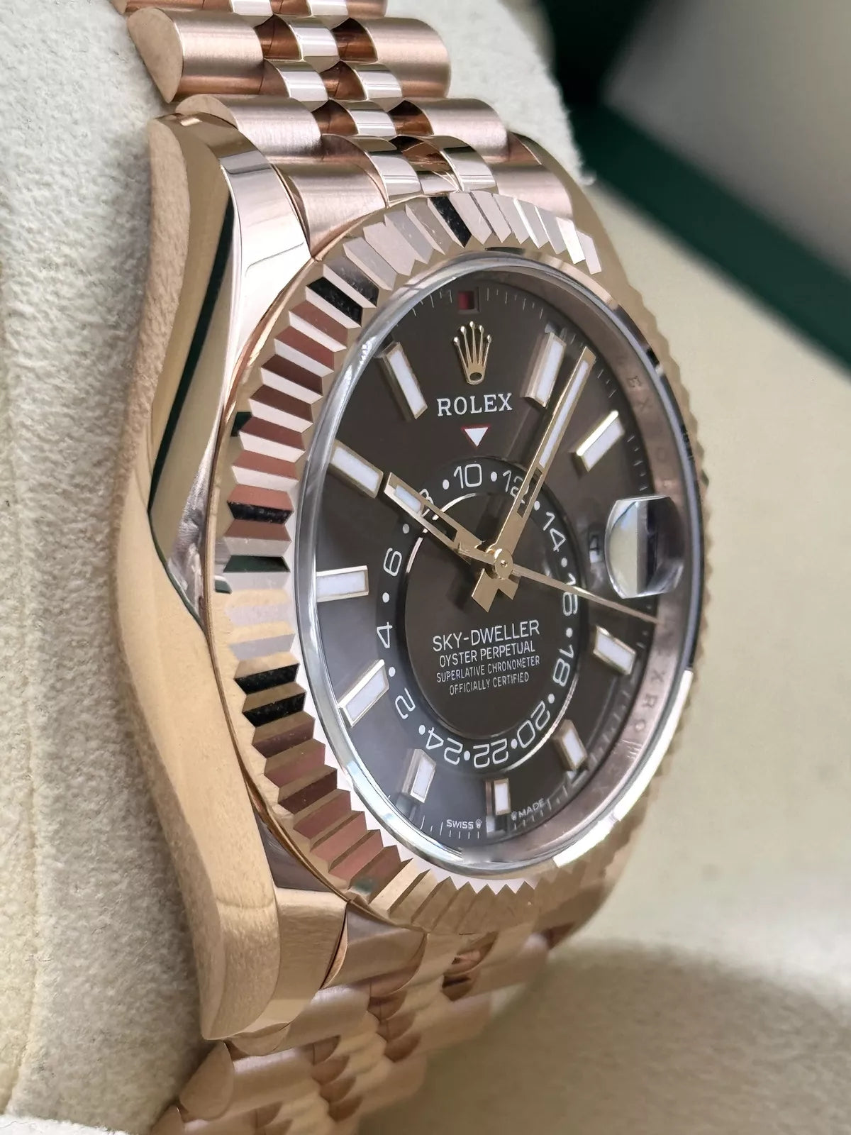 Rolex Sky-Dweller 42mm 336935-0008 Rose Gold Rhodium Dial Oyster - Image 2