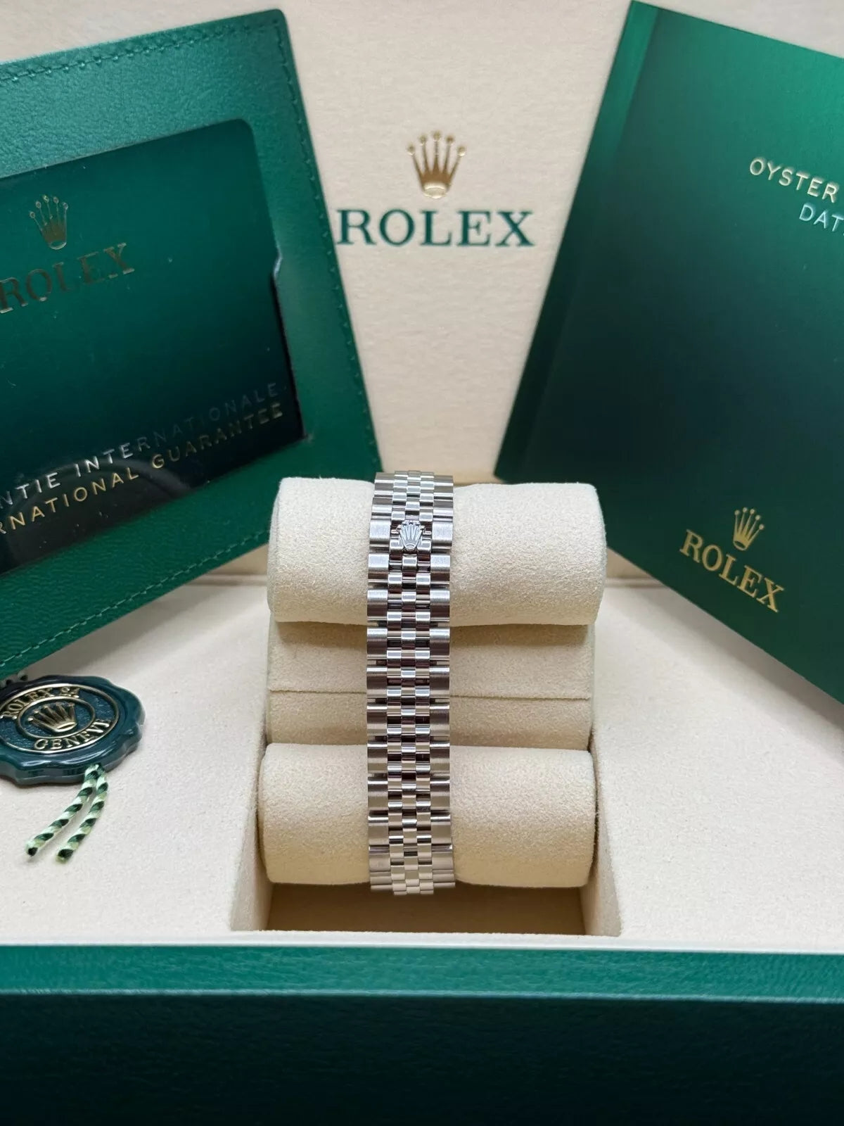 Rolex Lady-Datejust 28mm 279174 Pink Roman Dial Oyster Bracelet - Image 12