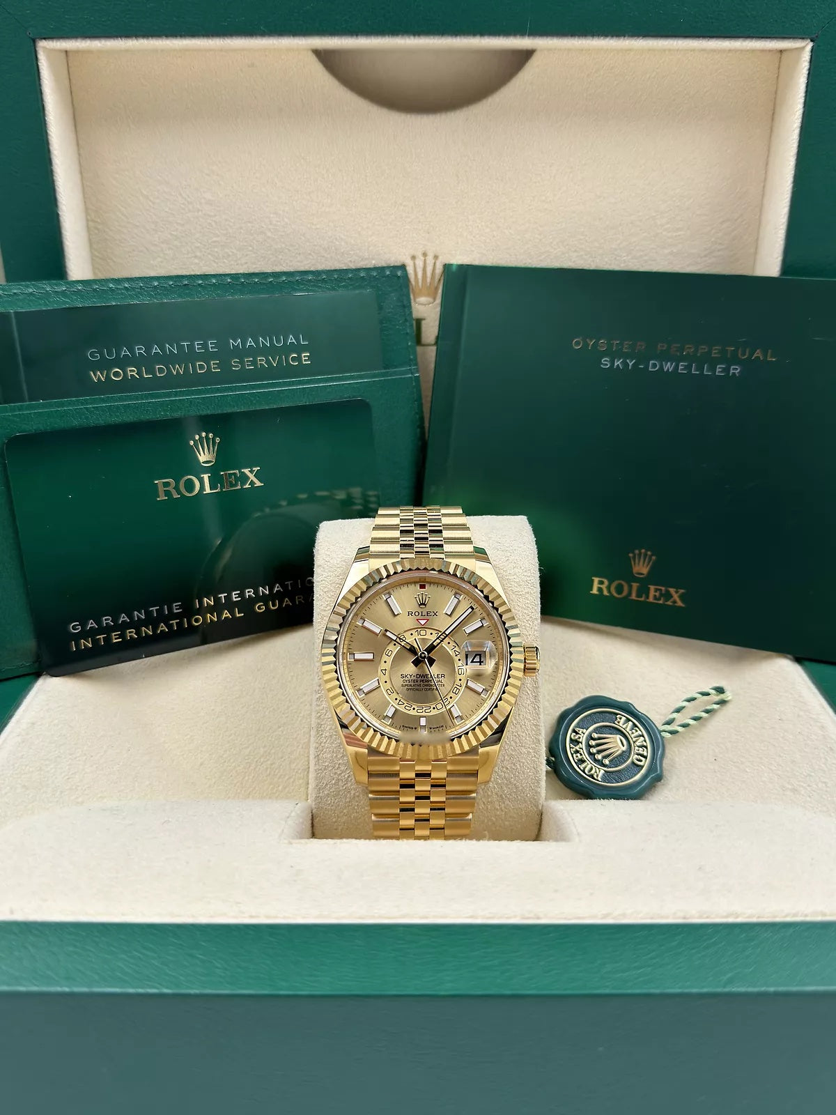 Rolex Sky-Dweller 42mm 336938-0004 Yellow Gold Champagne Dial Jubilee - Image 3