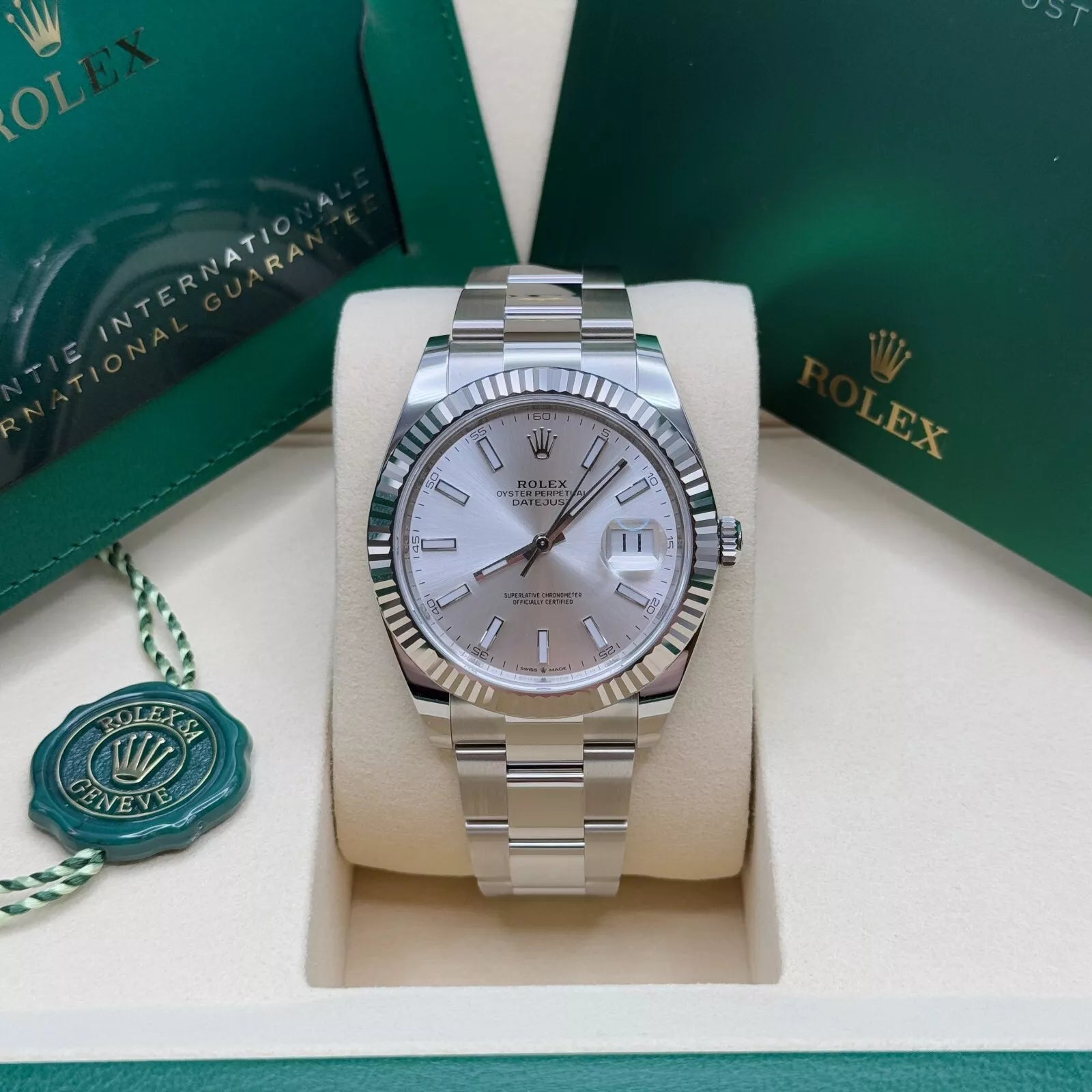 Rolex Datejust 41mm 126334 Silver Index Jubilee Stainless Steel Mens Watch - Image 2