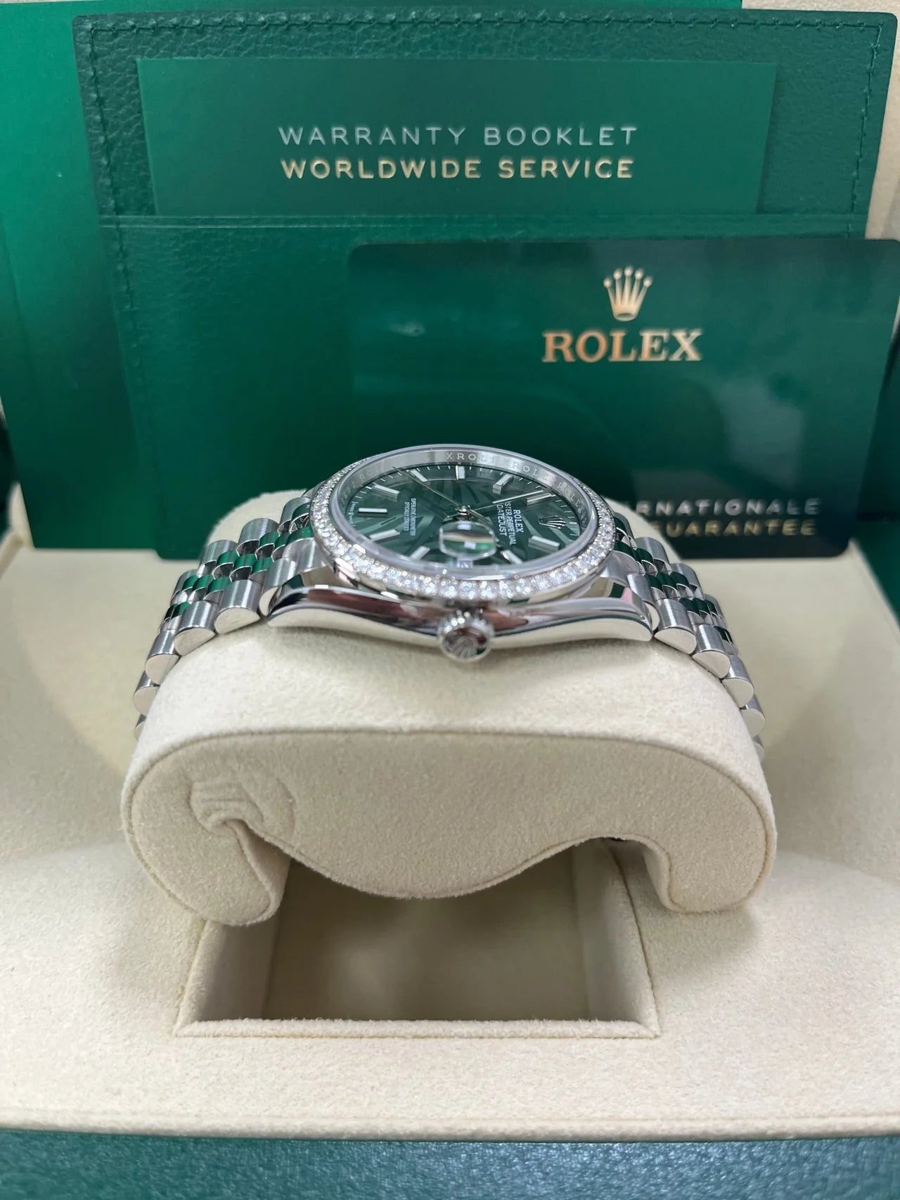 Rolex Datejust 36mm 126284 Olive Green Dial Jubilee Bracelet - Image 5