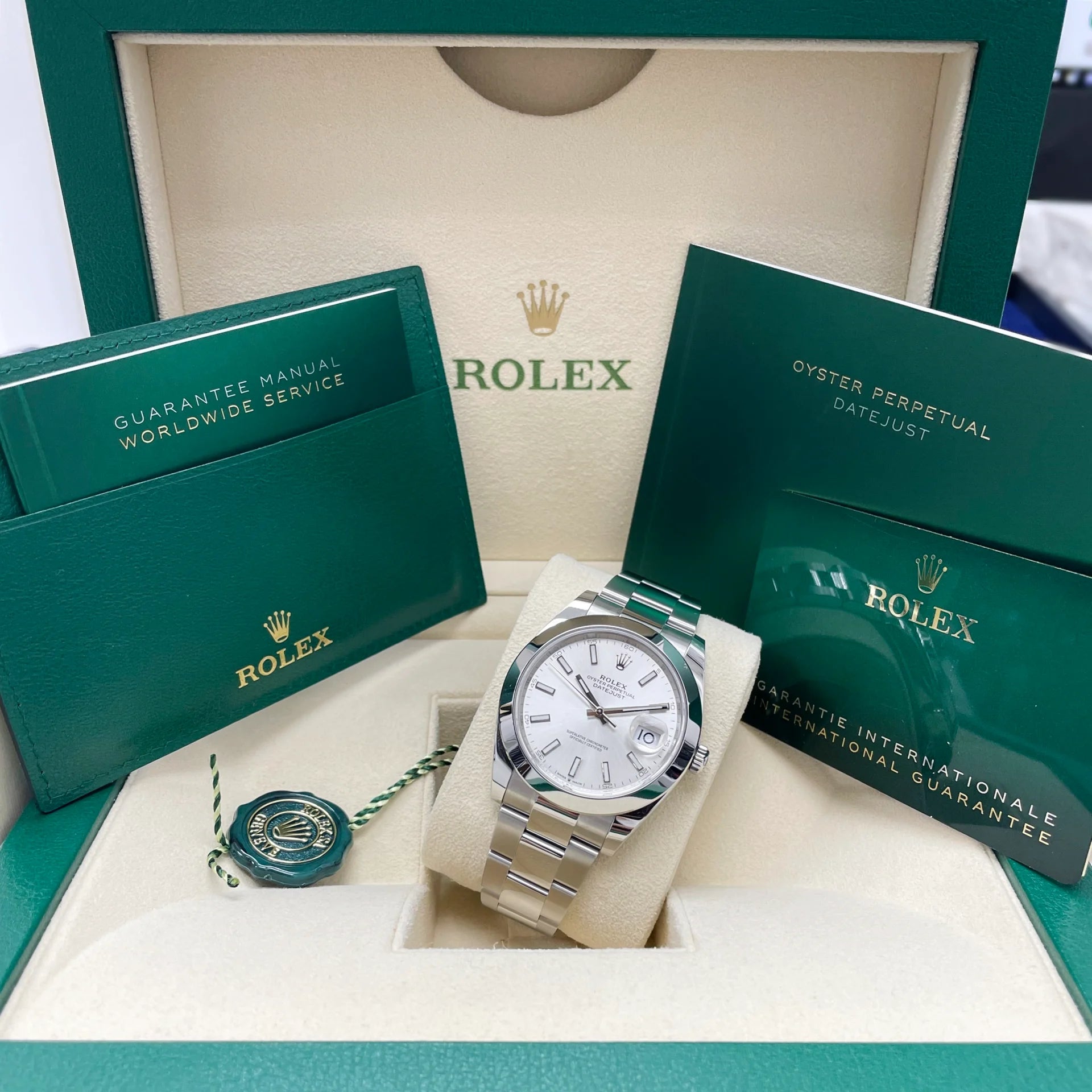 Rolex Datejust 41mm 126300 Silver Index Jubilee Stainless Steel Watch - Image 12