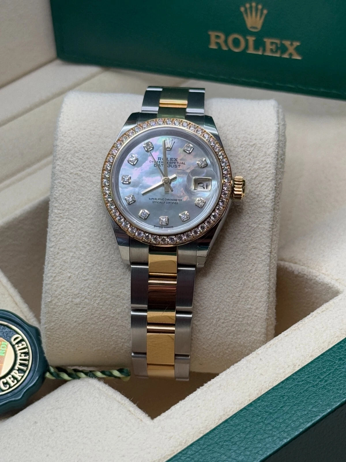 Rolex Lady-Datejust 28mm 279383RBR Mother-of-Pearl Dial Yellow Rolesor Oyster Bracelet - Image 6
