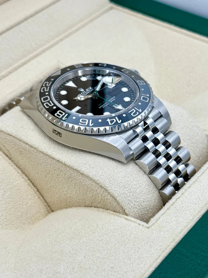 Rolex GMT-Master II 40mm 126710GRNR-0003 Black Dial Jubilee Watch - Image 3