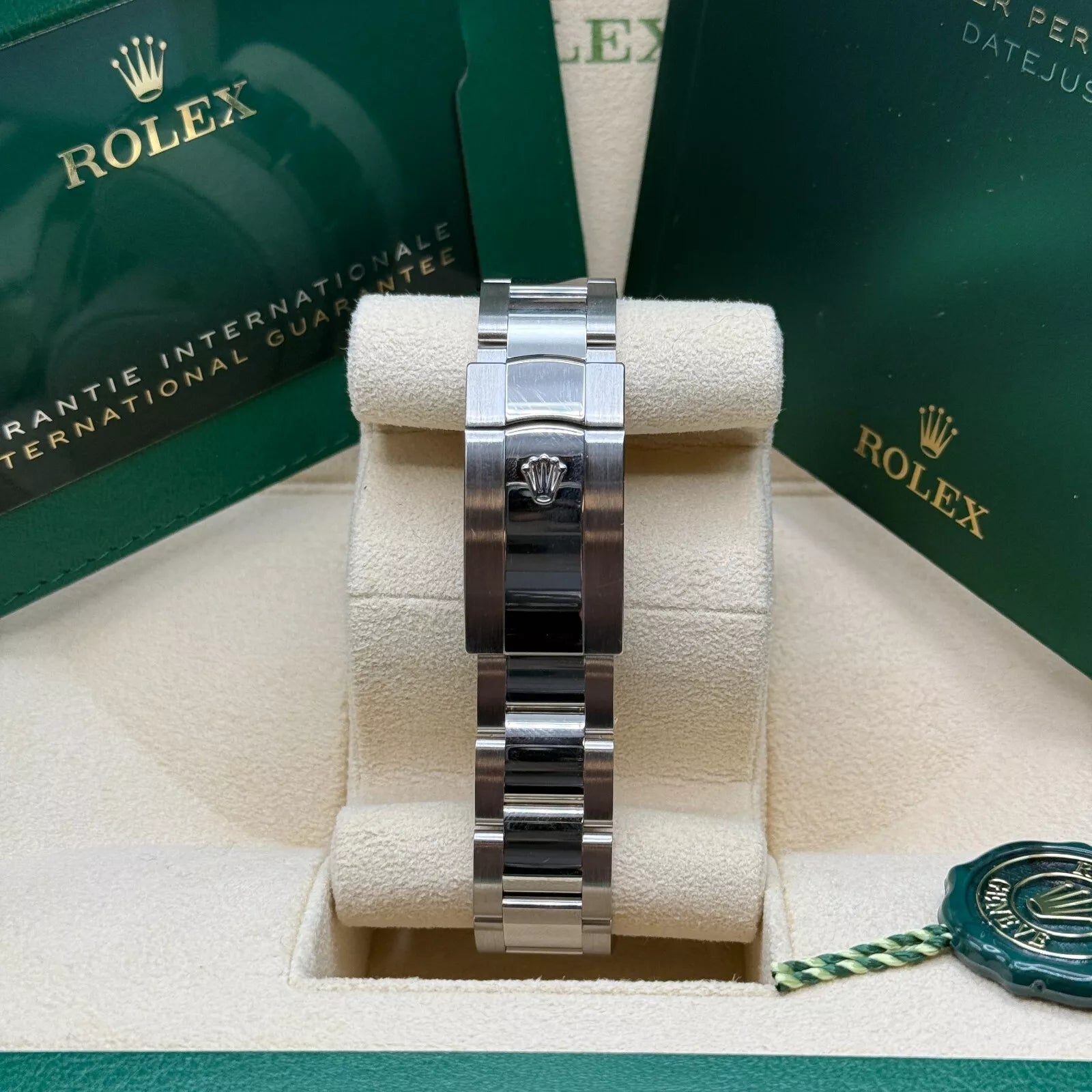 Rolex Datejust 41 Mother of Pearl Diamond Stainless Steel Fluted Oyster - 126334 - Image 7