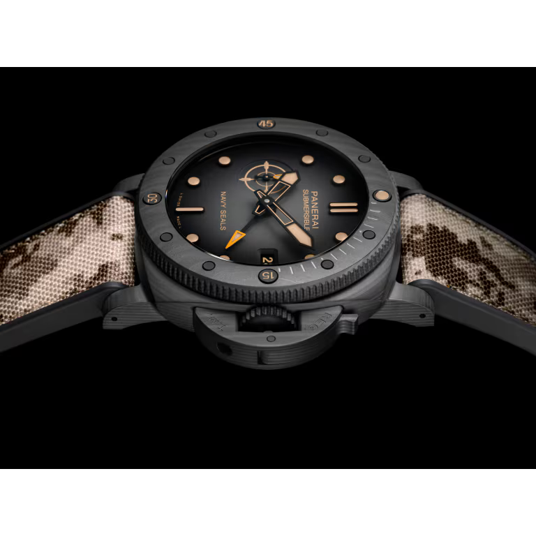 Panerai Submersible QuarantaQuattro GMT Navy SEALs Carbotech�?44mm PAM01513 - Image 4