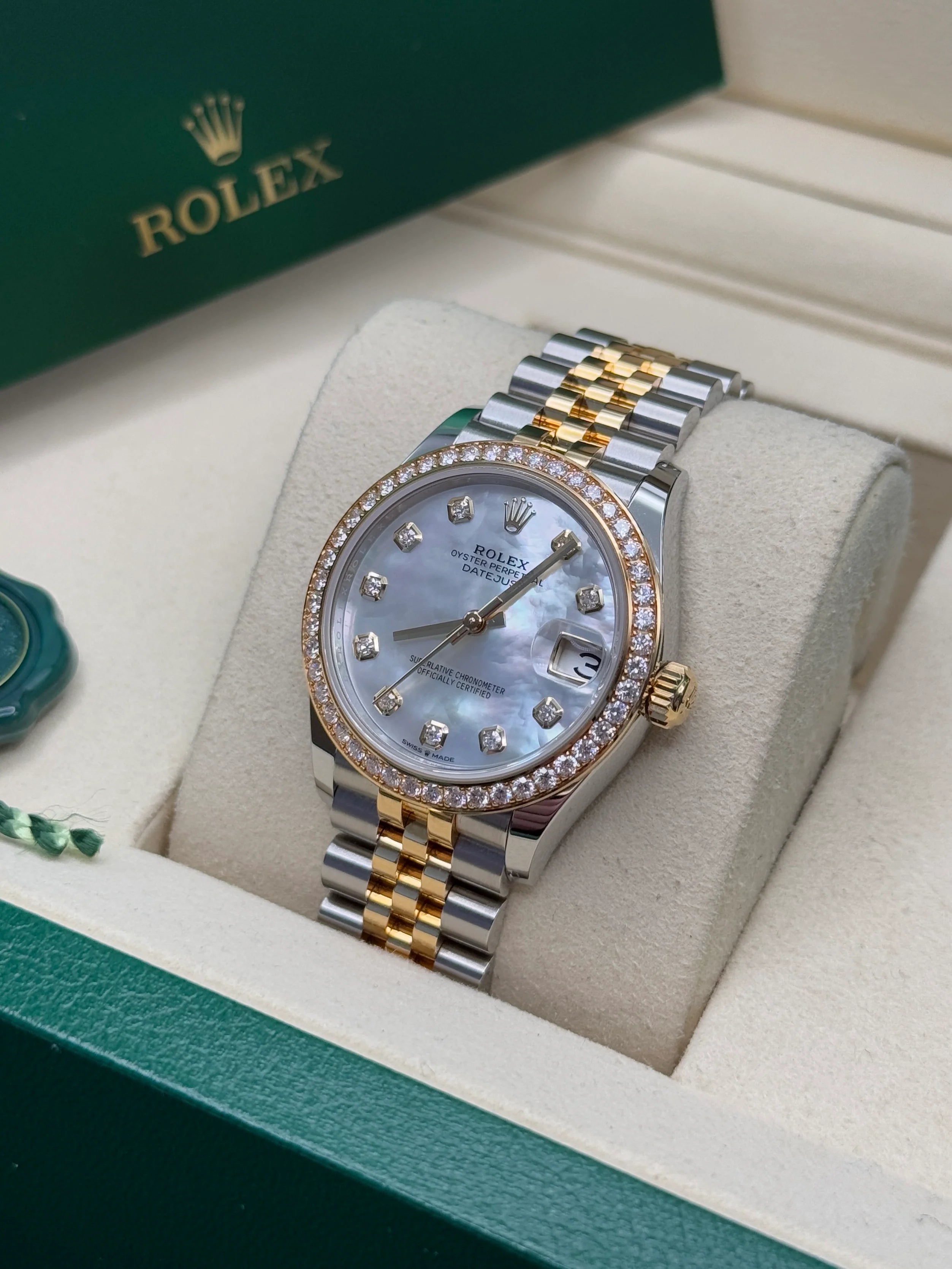 Rolex Datejust m278383-0027/0028 31mm Mother of Pearl Dial Oyster Bracelet - Image 5