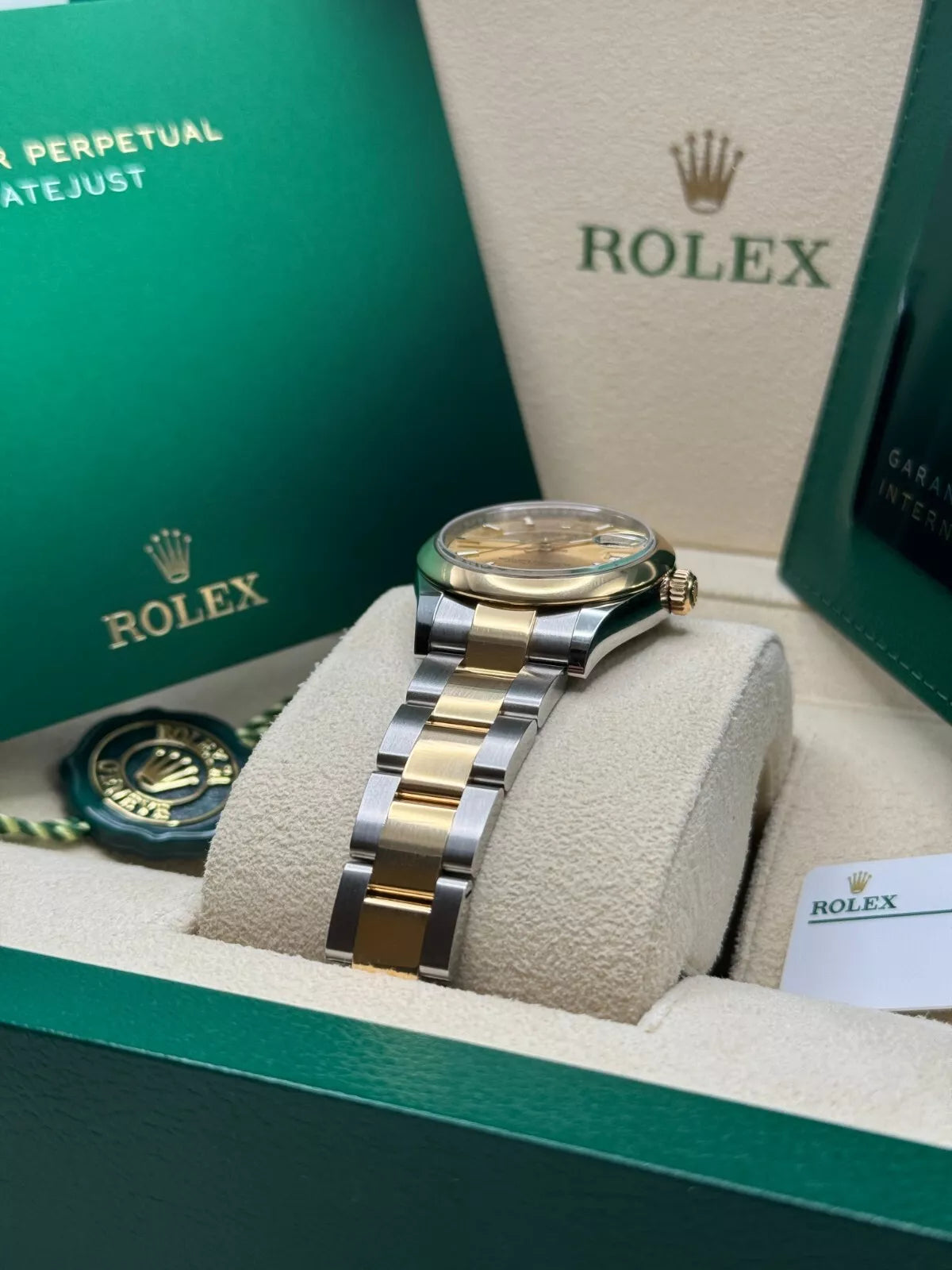 Rolex Datejust m278243-0013/0014 31mm Champagne Dial Yellow Rolesor Oyster Watch - Image 6