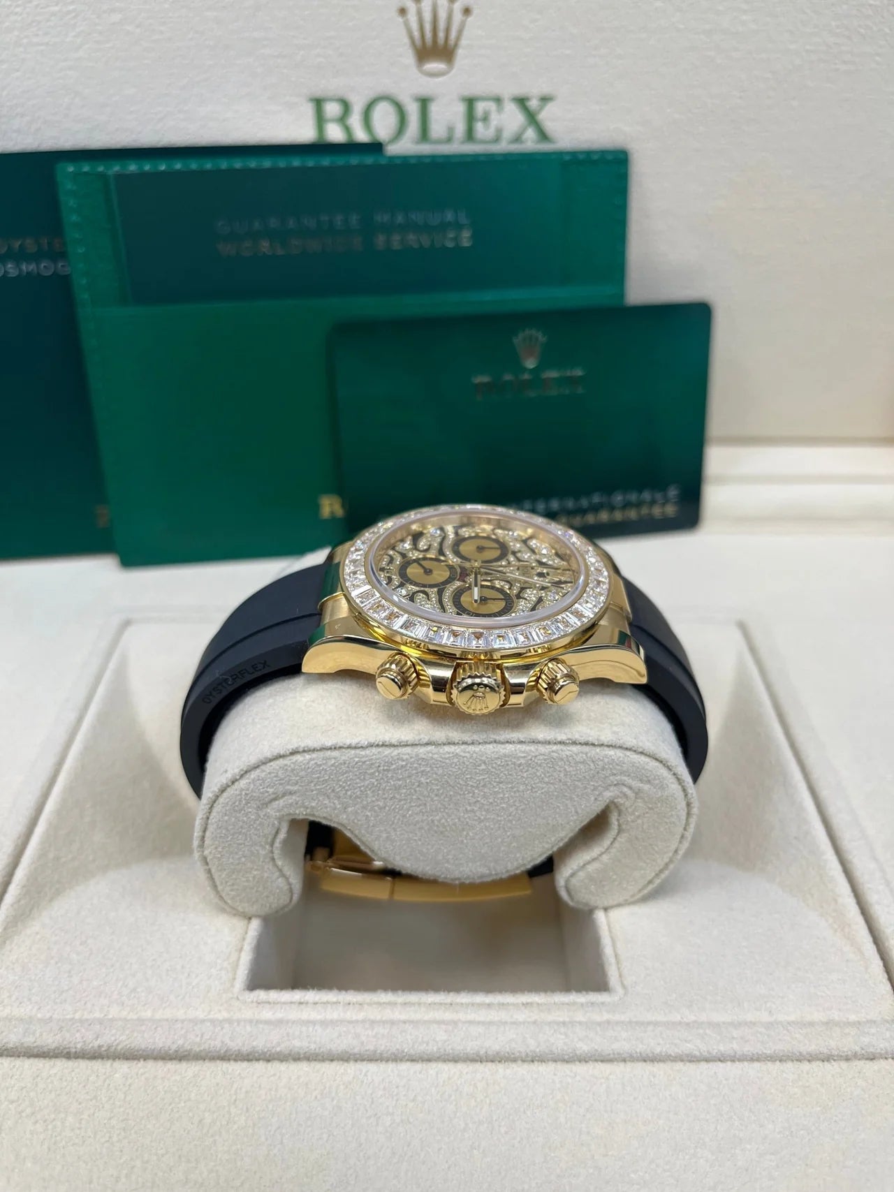 Rolex Cosmograph Daytona M116588TBR 40mm - Image 2