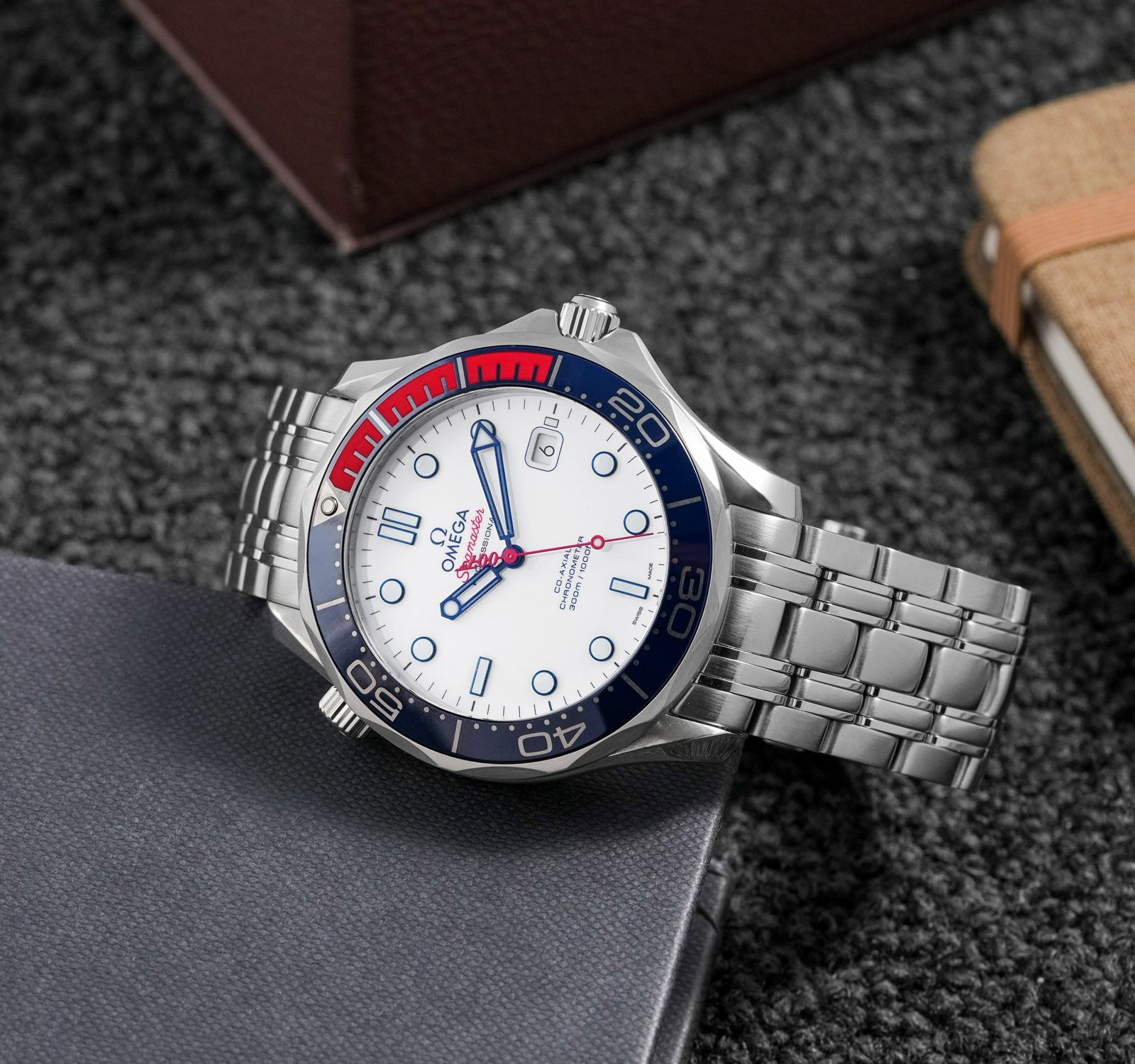 Omega Seamaster James Bond 007 Commander Limited Edition Steel Watch 41mm 212.32.41.20.04.001 - Image 5