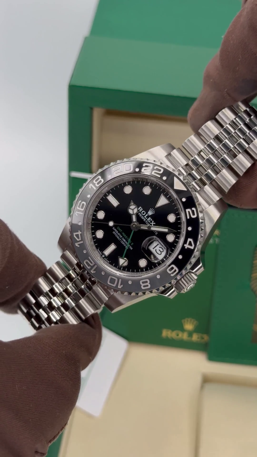 Rolex GMT-Master II 40mm 126710GRNR-0003 Black Dial Jubilee Watch - Image 7