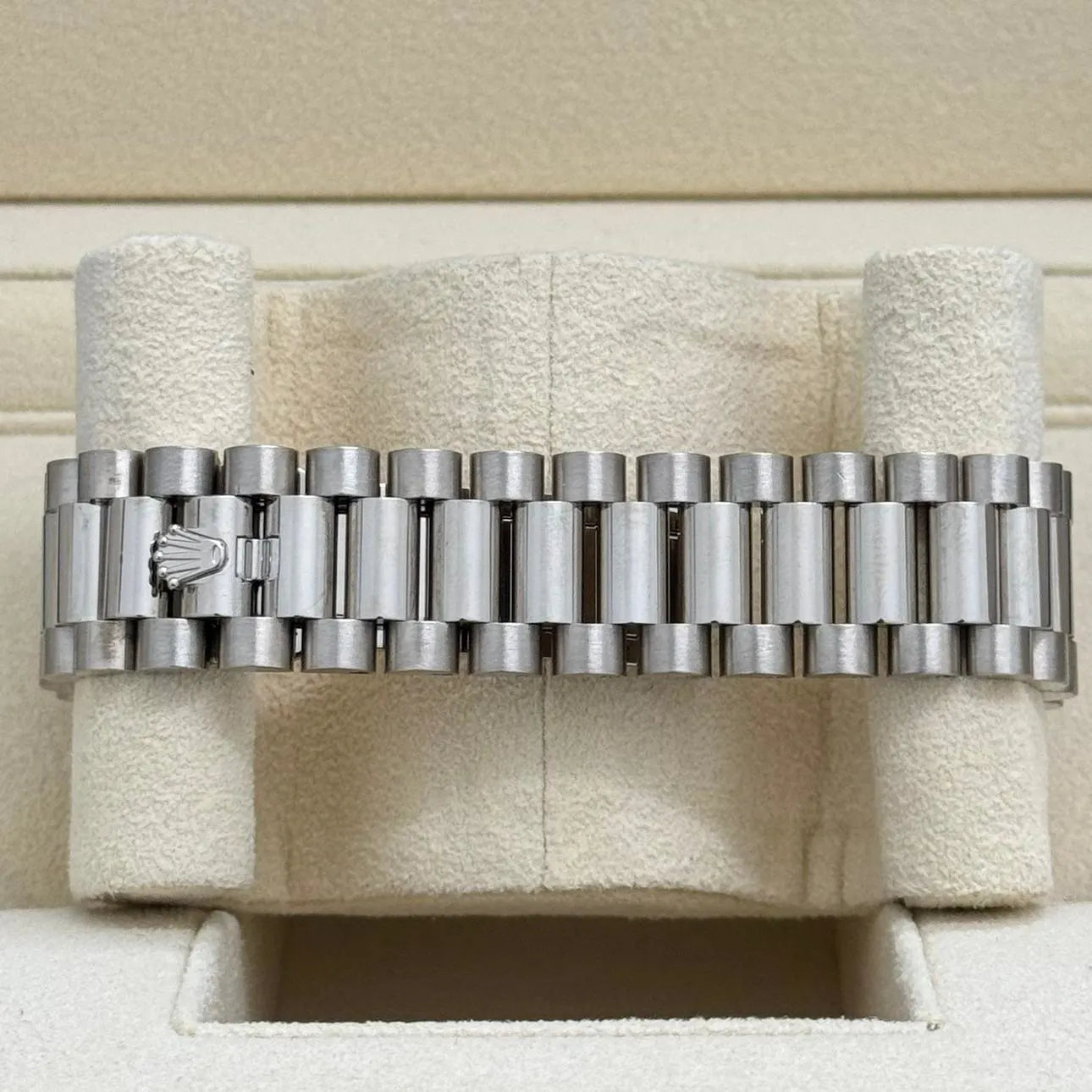 Rolex Day-Date M128239-0059 36mm - Image 8