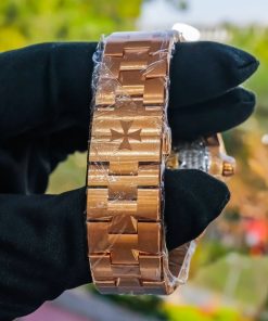 Alternative view of Vacheron Constantin Overseas Self-Winding 41mm Pink Gold  4520V/210R-B967