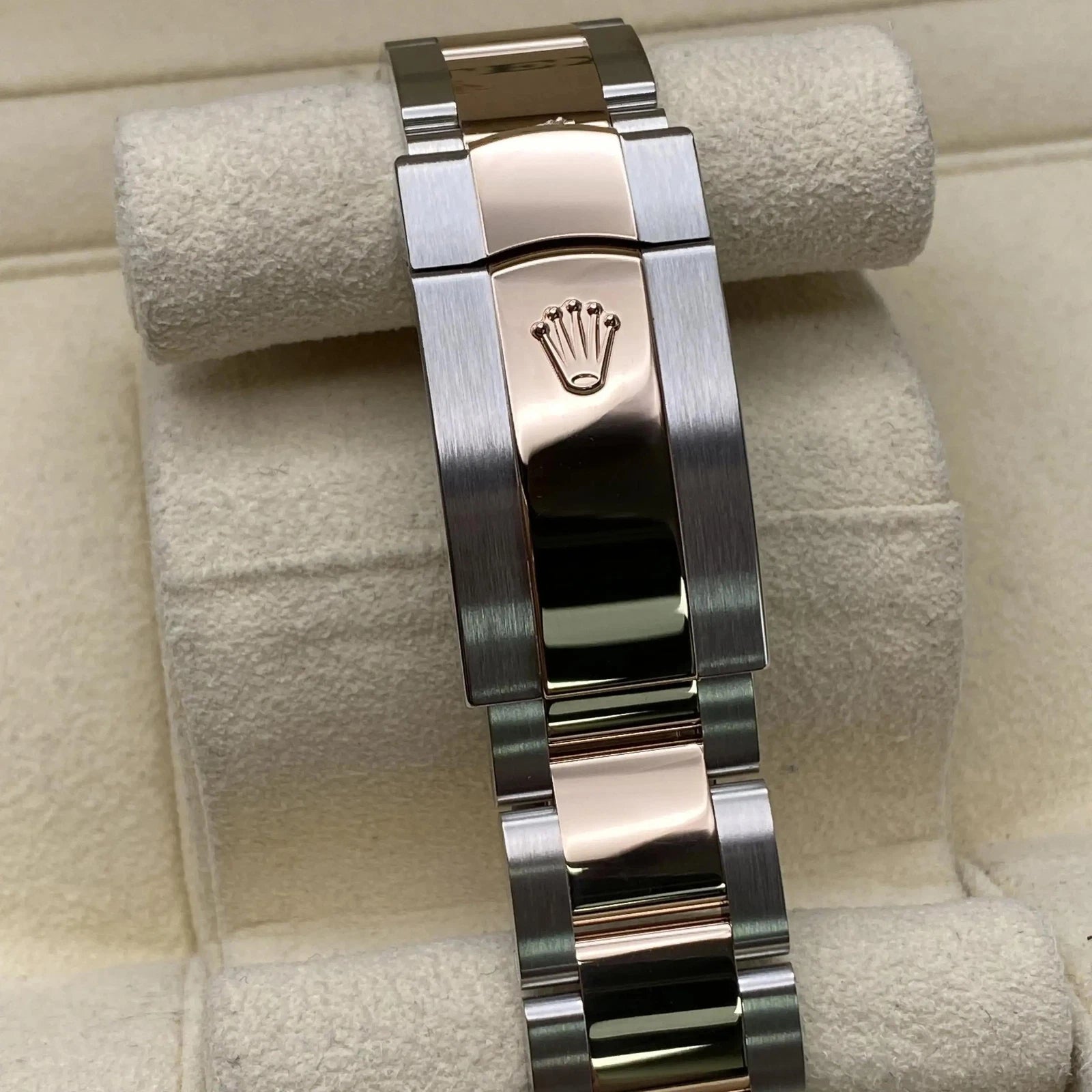 Rolex Datejust 36mm 126231 Mother-of-Pearl Dial Jubilee Bracelet - Image 13