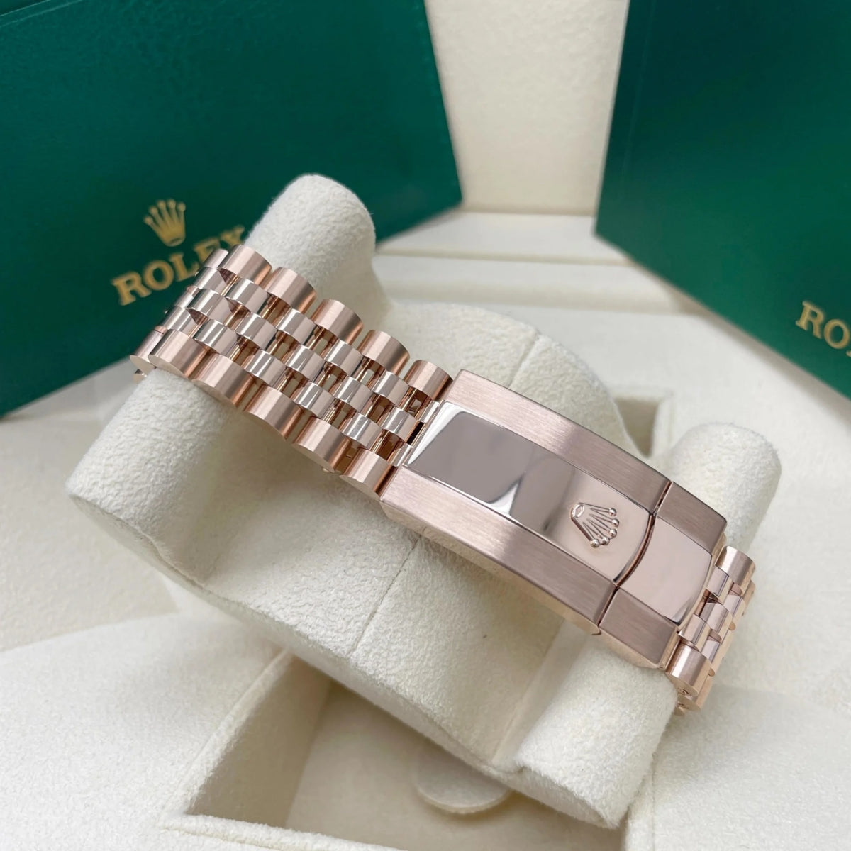 Rolex Sky-Dweller 42mm 336935-0007 Rose Gold White Dial Oyster - Image 3
