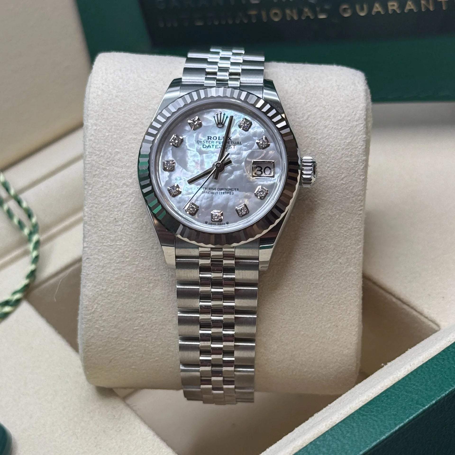 Rolex Lady-Datejust 28mm 279174 Mother Of Pearl Diamond Dial Oyster Bracelet - Image 13