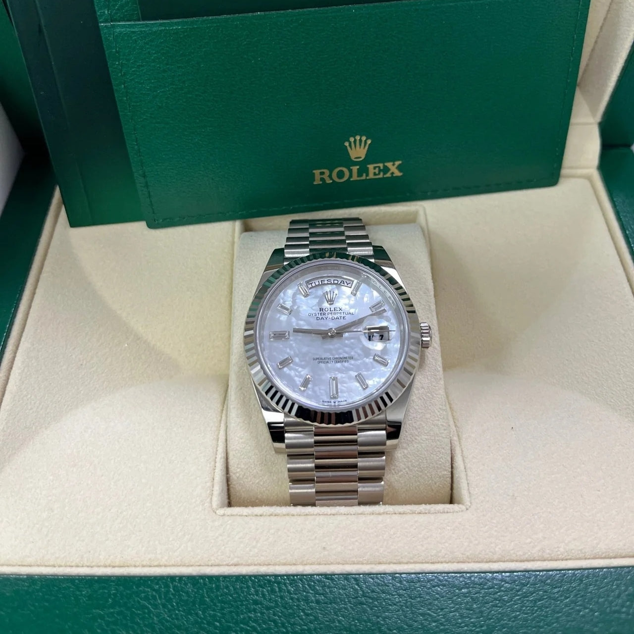 Rolex Day-Date President 40mm White Gold Mother of Pearl Diamond Baguette Dial - 228239 - Image 4