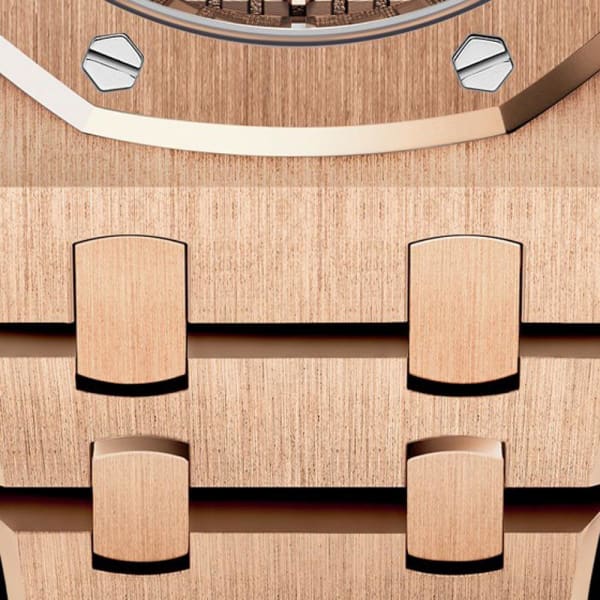 Audemars Piguet Royal Oak Quartz Ref. # 67650OR.OO.1261OR.01 - Image 4