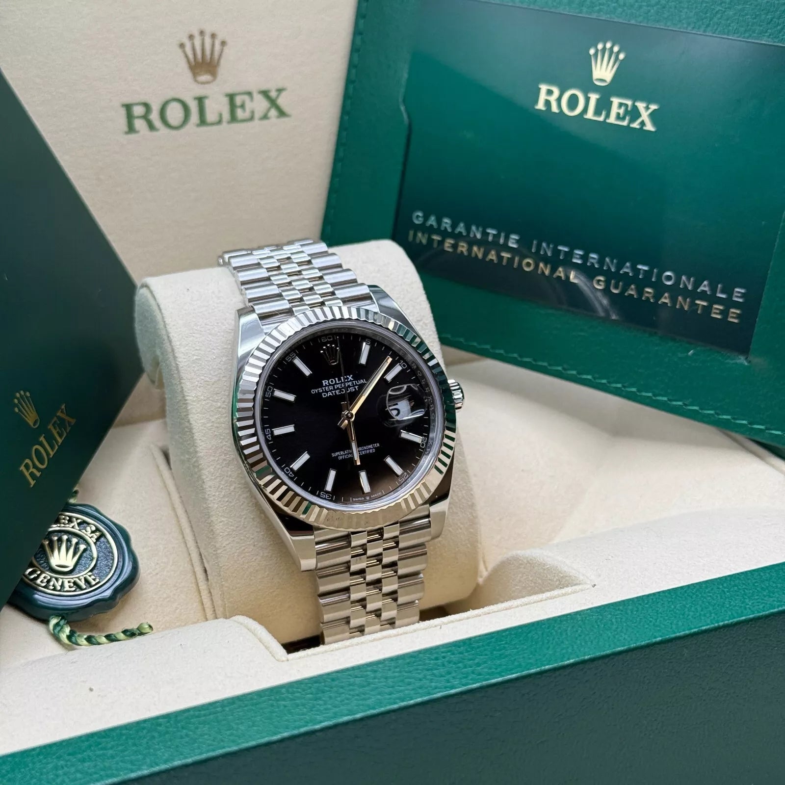 Rolex Datejust Black Index Jubilee 41mm Stainless Steel - 126334 - Image 4