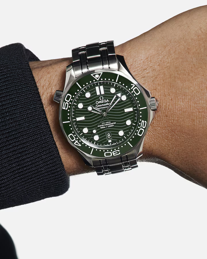 Omega Seamaster Diver 300M 42mm Green Dial Stainless Steel Bracelet 210.30.42.20.10.001 - Image 6