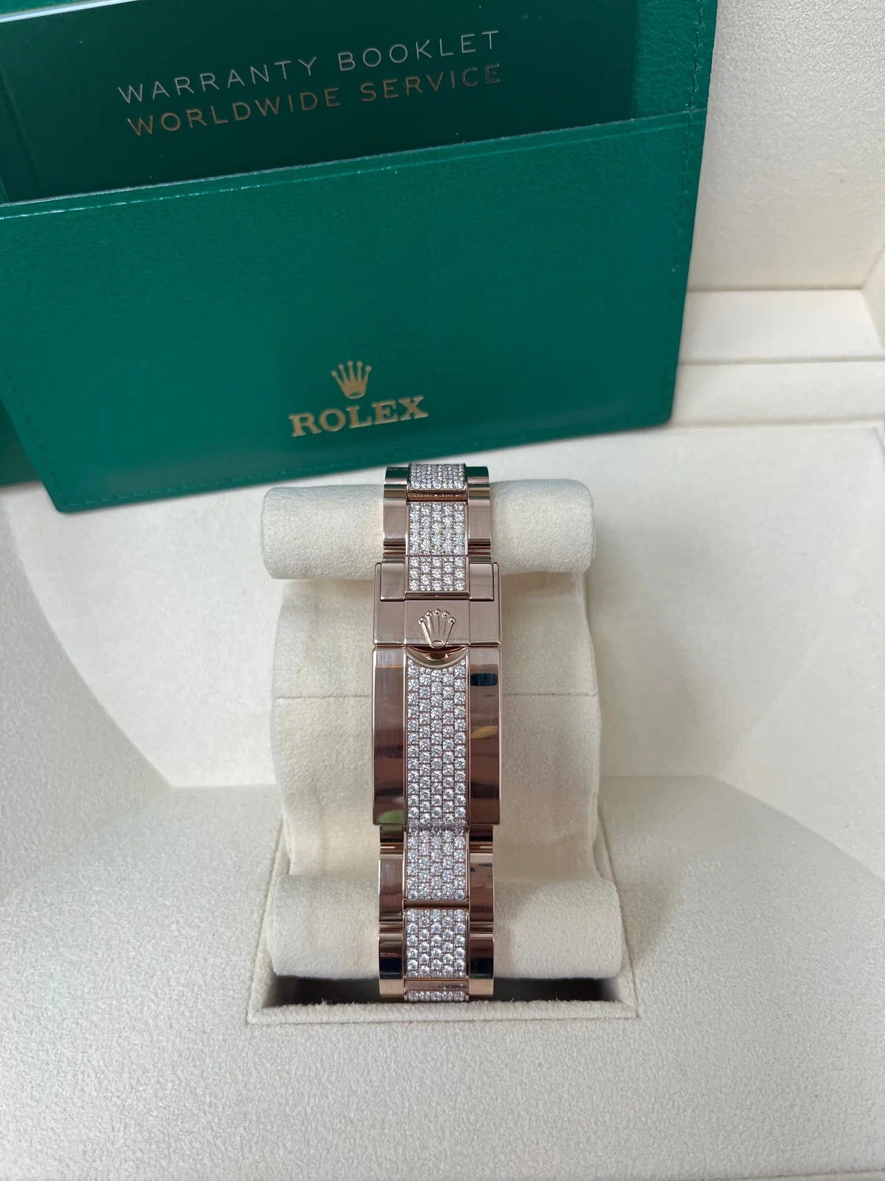 Rolex Cosmograph Everose Daytona Factory Diamond Rainbow Edition 40mm 116595RBOW - Image 4