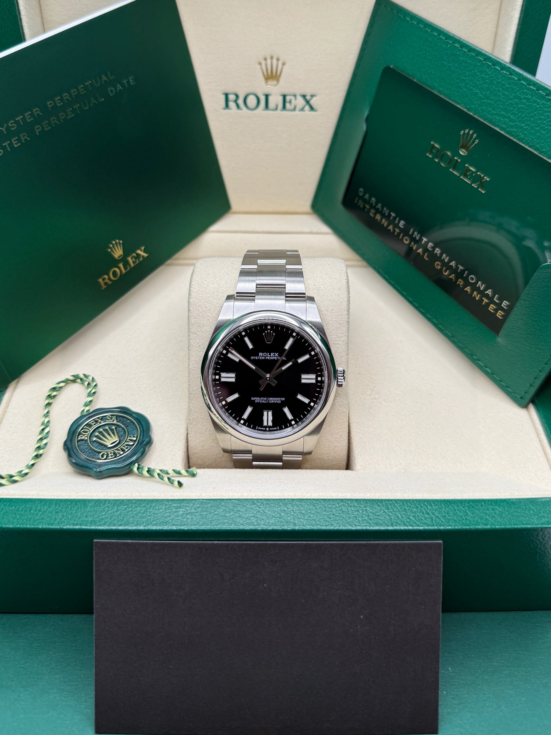 Rolex Oyster-Perpetual 41mm 124300-0002 Stainless Steel Black Index Dial Watch - Image 8