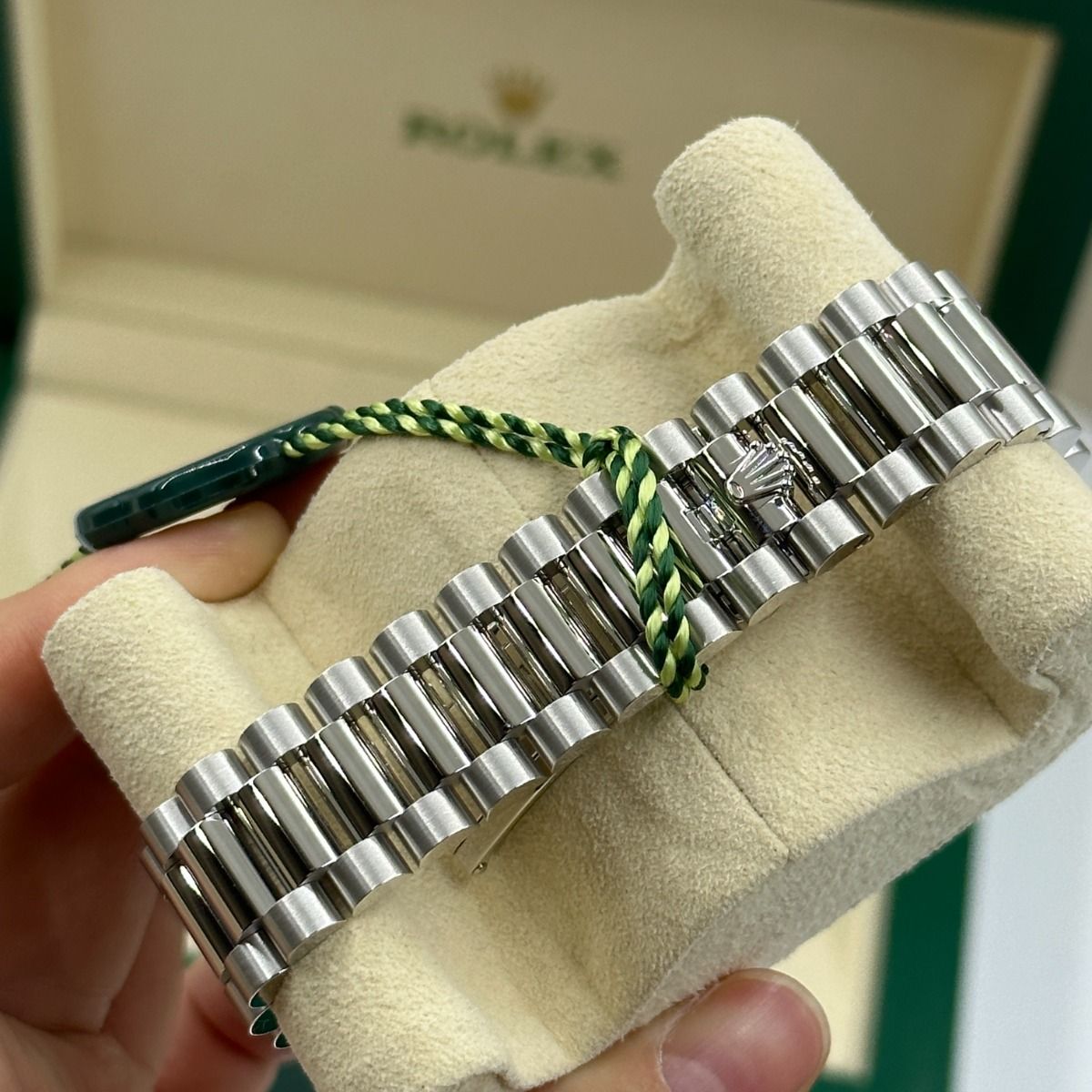 Rolex Day-Date M128236-0006 36mm - Image 10