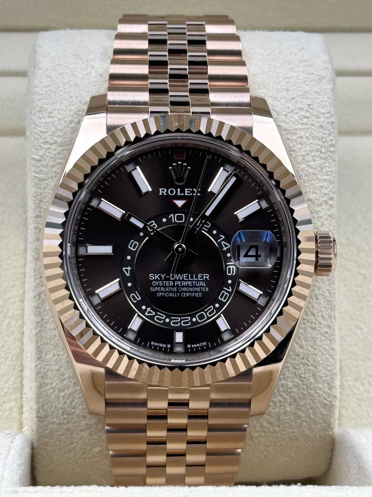 Rolex Sky-Dweller 42mm 336935-0008 Rose Gold Rhodium Dial Oyster - Image 6