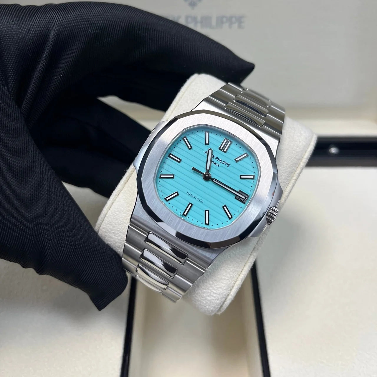 Patek Philippe Nautilus 5711-1A-18 - Image 3