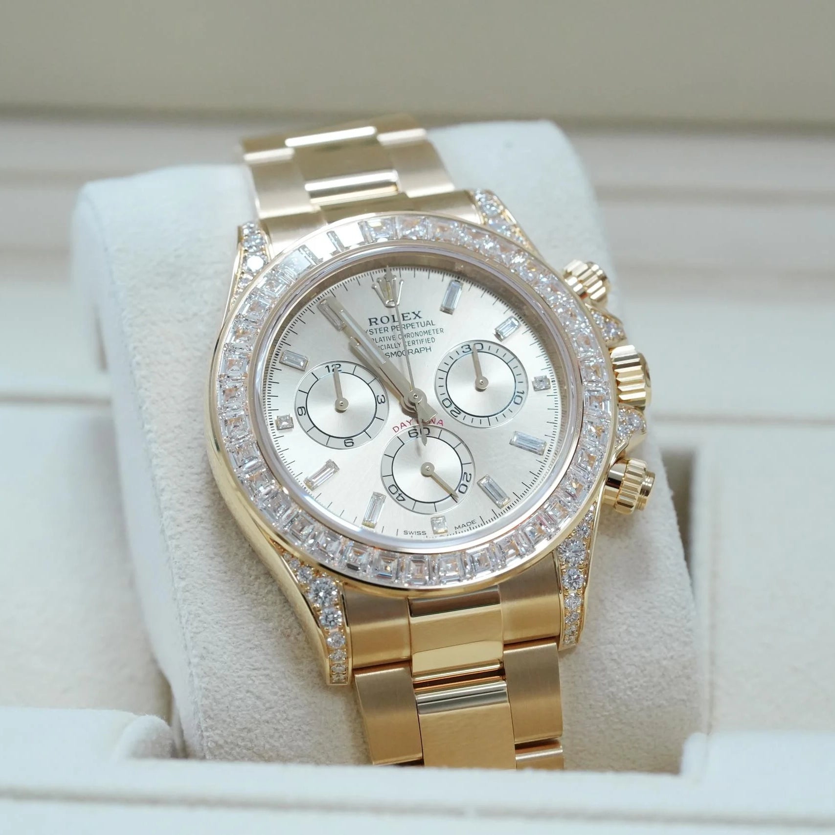 Rolex Cosmograph Daytona 126598TBR 40mm - Image 2