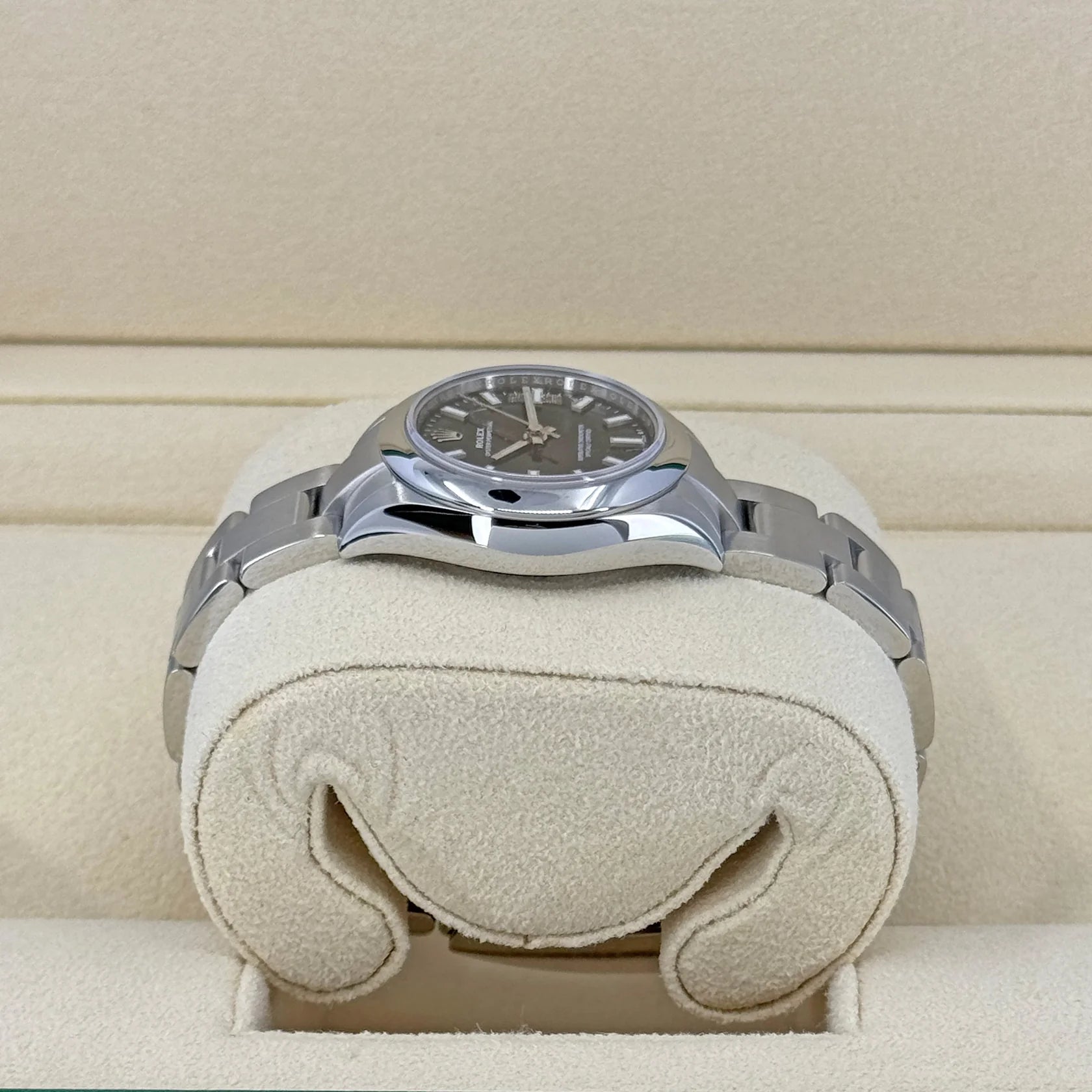 Rolex Oyster Perpetual 31mm 277200-0016 Black Dial Oyster Bracelet Watch - Image 4