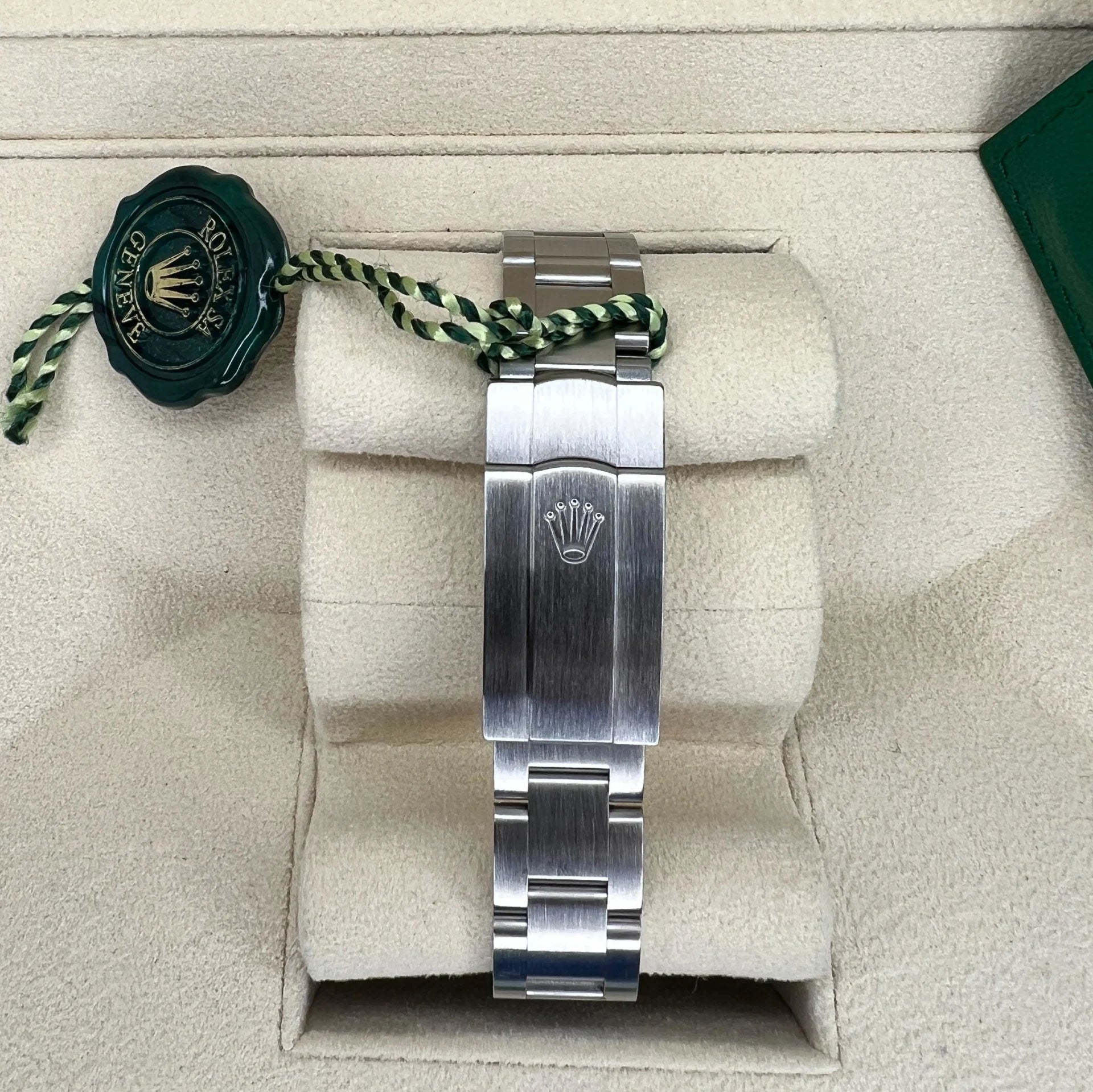 Rolex Oyster Perpetual 31mm 277200-0008 Coral Red Dial Oyster Bracelet Watch - Image 7