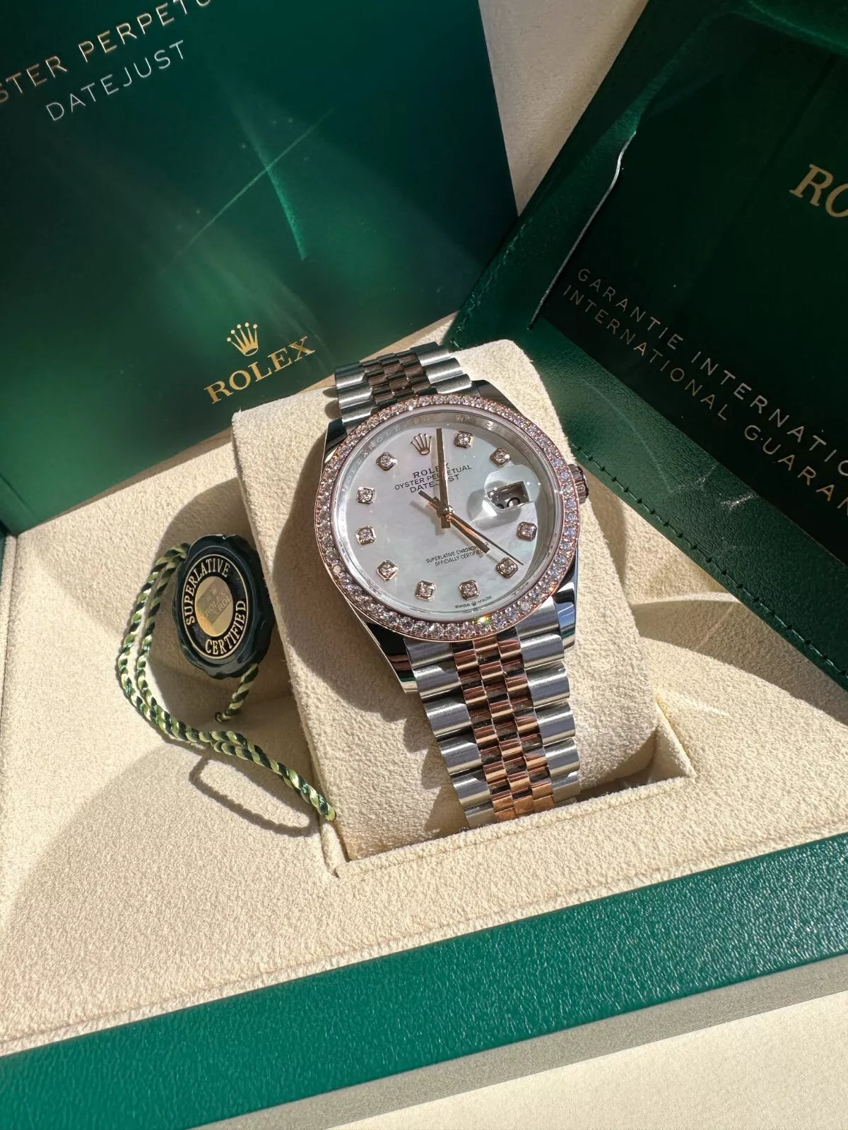 Rolex Datejust 36mm 126281 Mother-of-Pearl Dial Jubilee Bracelet - Image 4