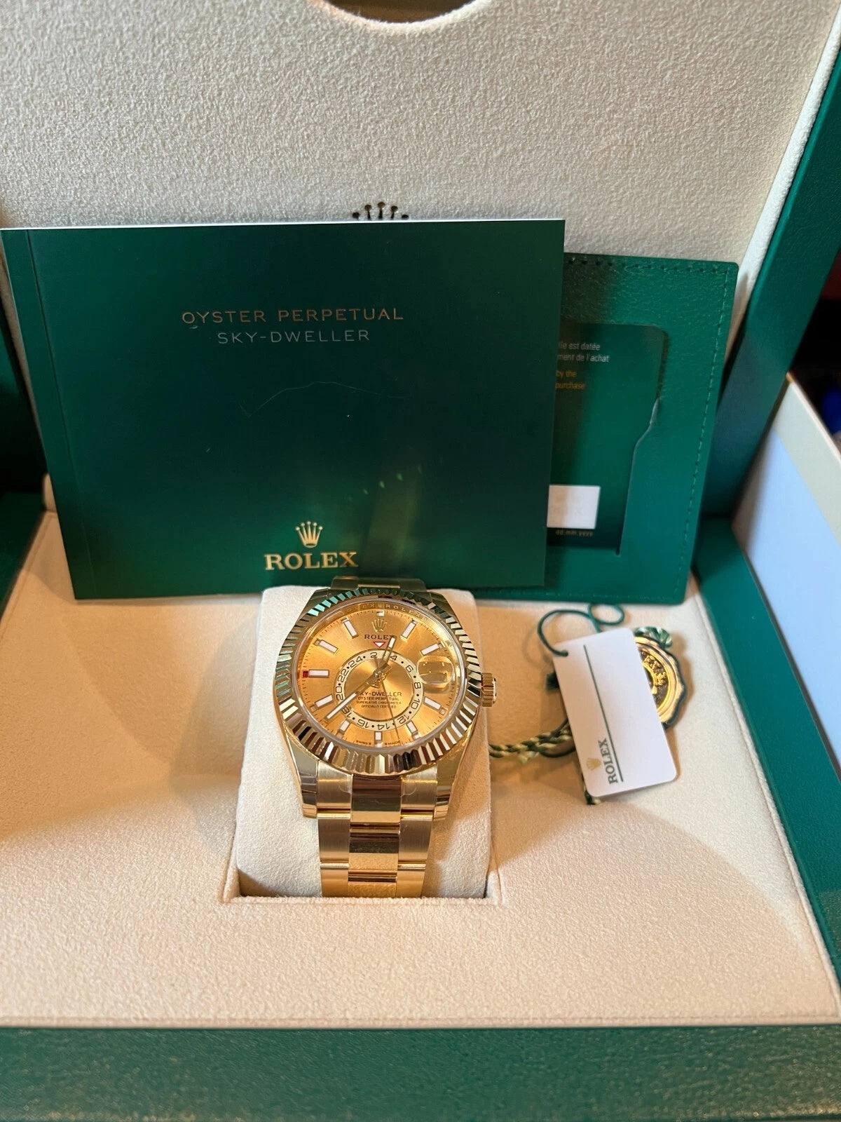 Rolex Sky-Dweller 42mm 336938-0001 Yellow Gold Champagne Dial - Image 6