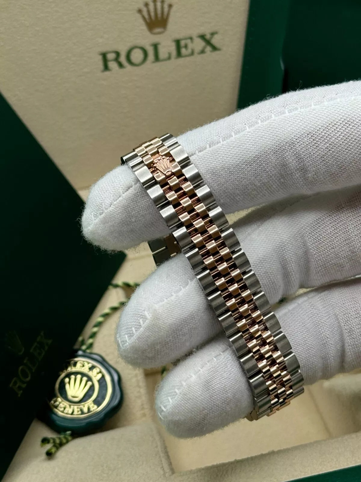 Rolex Lady-Datejust 28mm 279171 Green Diamond Oyster Stainless Steel and Rose Gold - Image 7