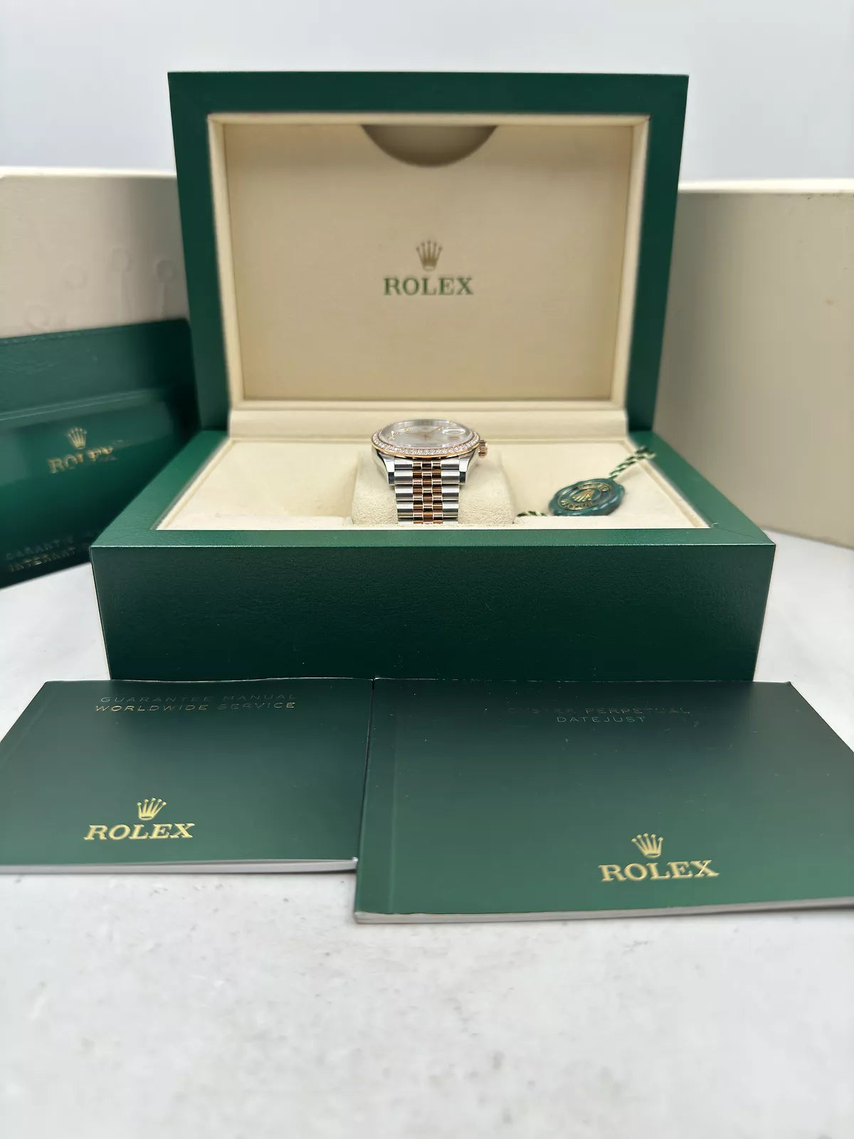 Rolex Datejust 36mm 126281 Mother-of-Pearl Dial Jubilee Bracelet - Image 11