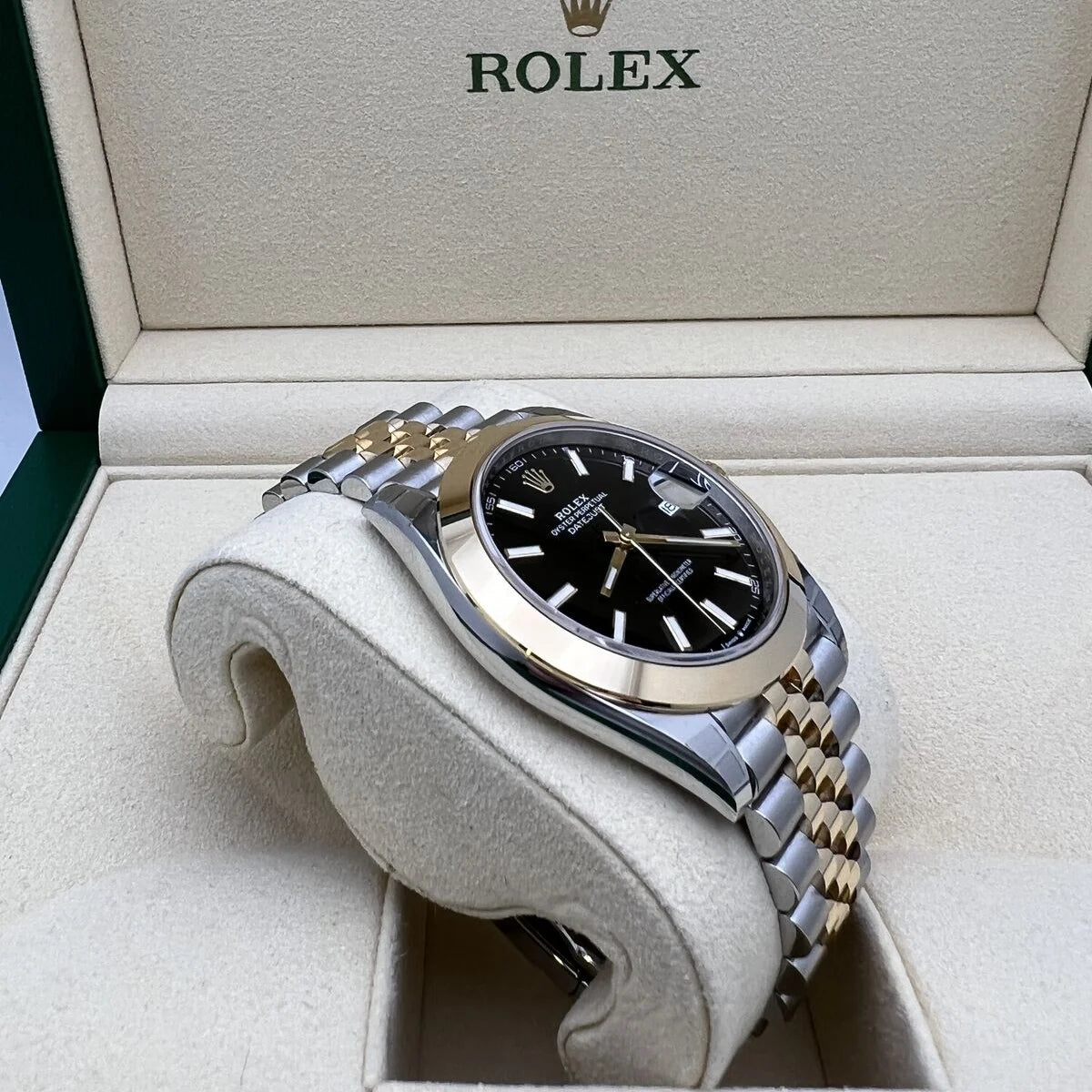 Rolex Datejust 41mm 126303 Black Index Jubilee 41mm Steel and Yellow Gold Mens Watch - Image 4