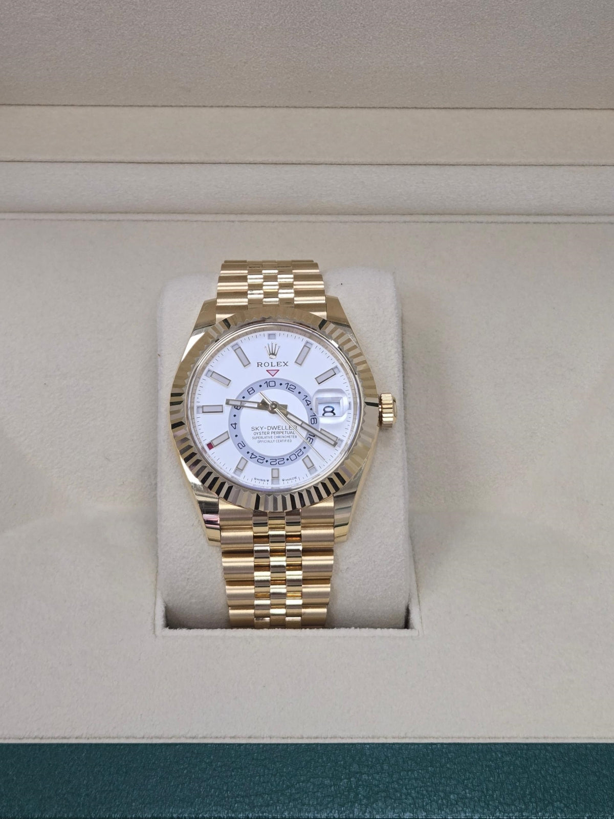 Rolex Sky-Dweller 42mm 336938-0006 Yellow Gold White Dial Jubilee - Image 6