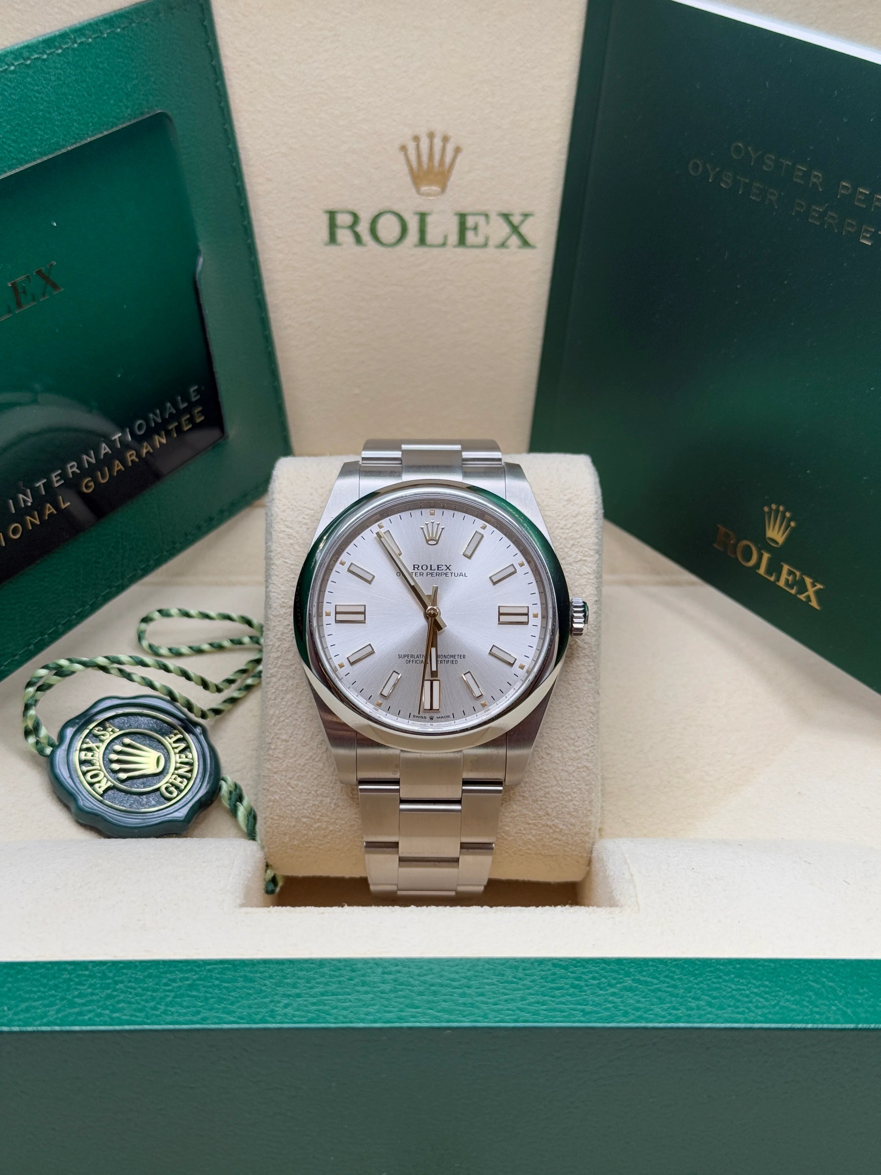 Rolex Oyster Perpetual 36mm 126000-0001 Silver Dial Oyster Bracelet - Image 7