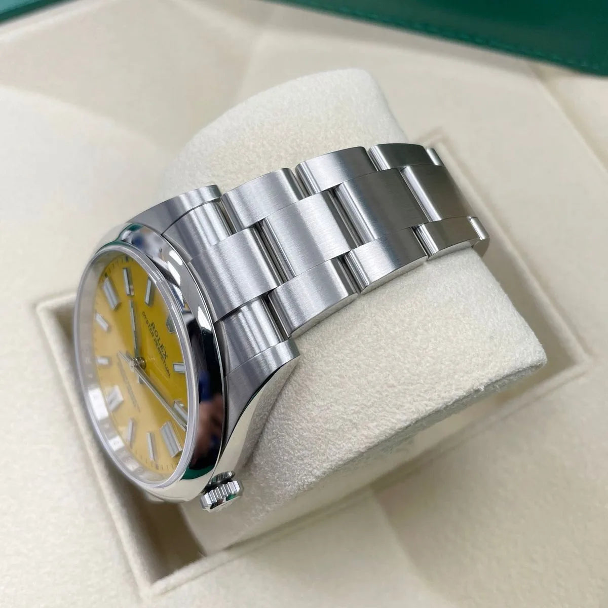 Rolex Oyster Perpetual 41mm 124300-0004 Yellow Dial - Image 5