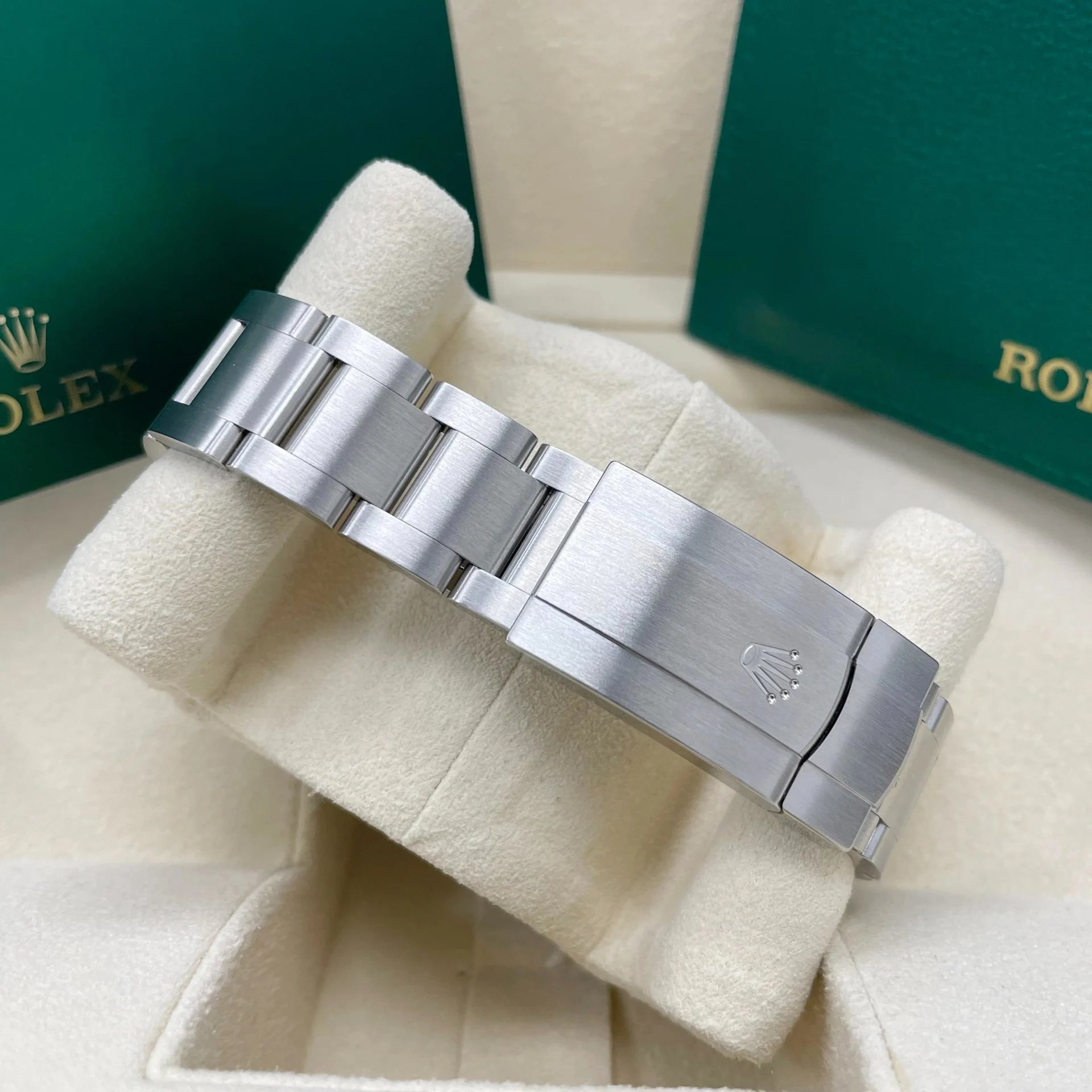Rolex Oyster Perpetual 36mm 126000-0009 Turquoise Celebration Dial Oyster Bracelet - Image 6