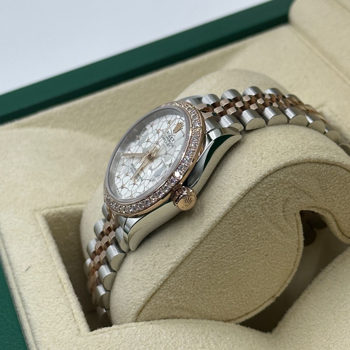 Rolex Datejust m278381-0031/0032 Silver Floral Motif Diamond Dial Diamond-Set Bezel 31mm - Image 13