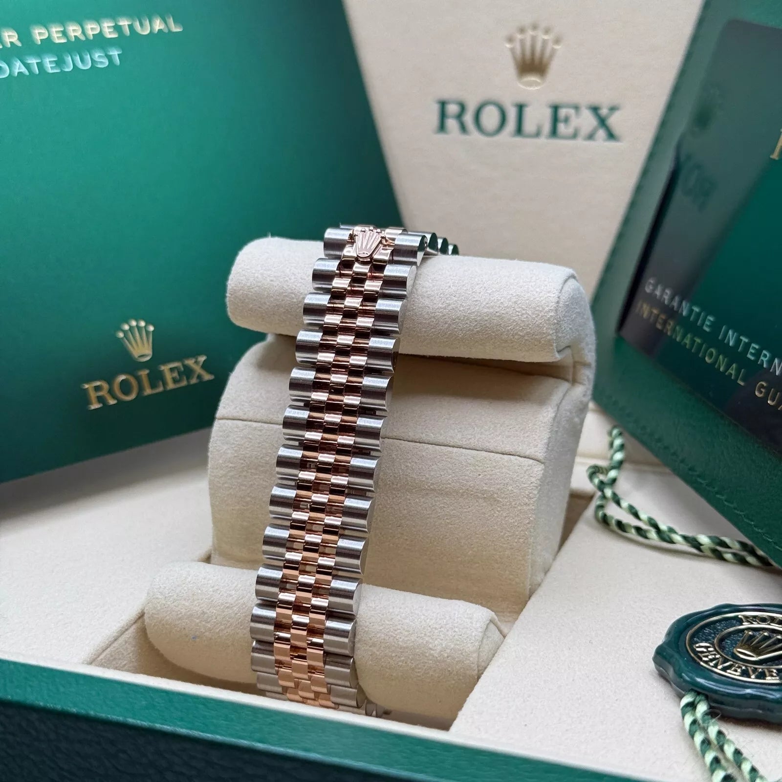 Rolex Datejust m278271-0025/0026 White Mother-of-Pearl 31mm Dial Oyster Bracelet Watch - Image 11