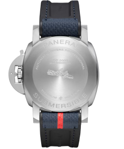 Alternative view of Panerai Submersible GMT Luna Rossa Titanio 42mm PAM01507