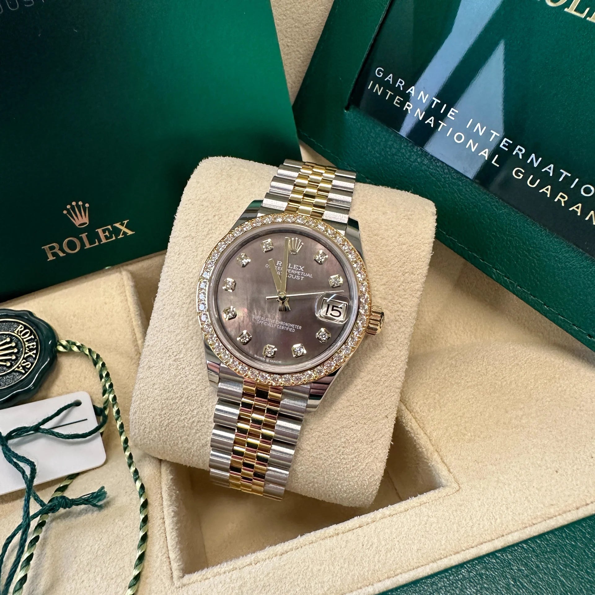 Rolex Datejust m278383-0023/0024 31mm Mother of Pearl Dial Oyster Bracelet - Image 7