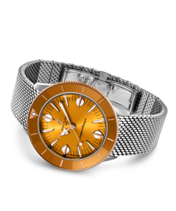 Alternative view of Breitling Superocean Heritage 57 Highlands 38mm U10340281I1A1